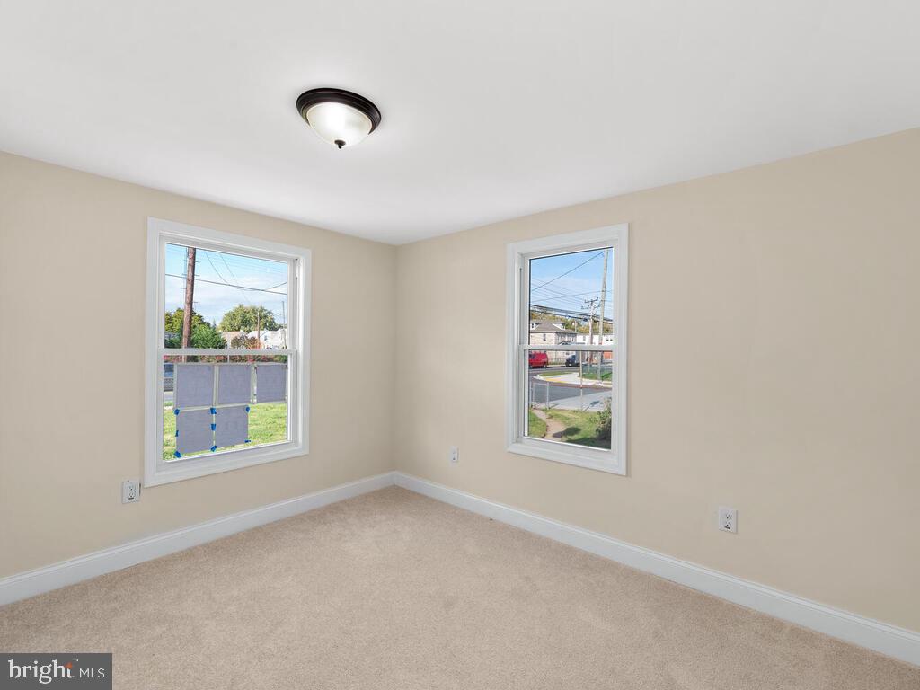 ROLAND TERRACE - Residential