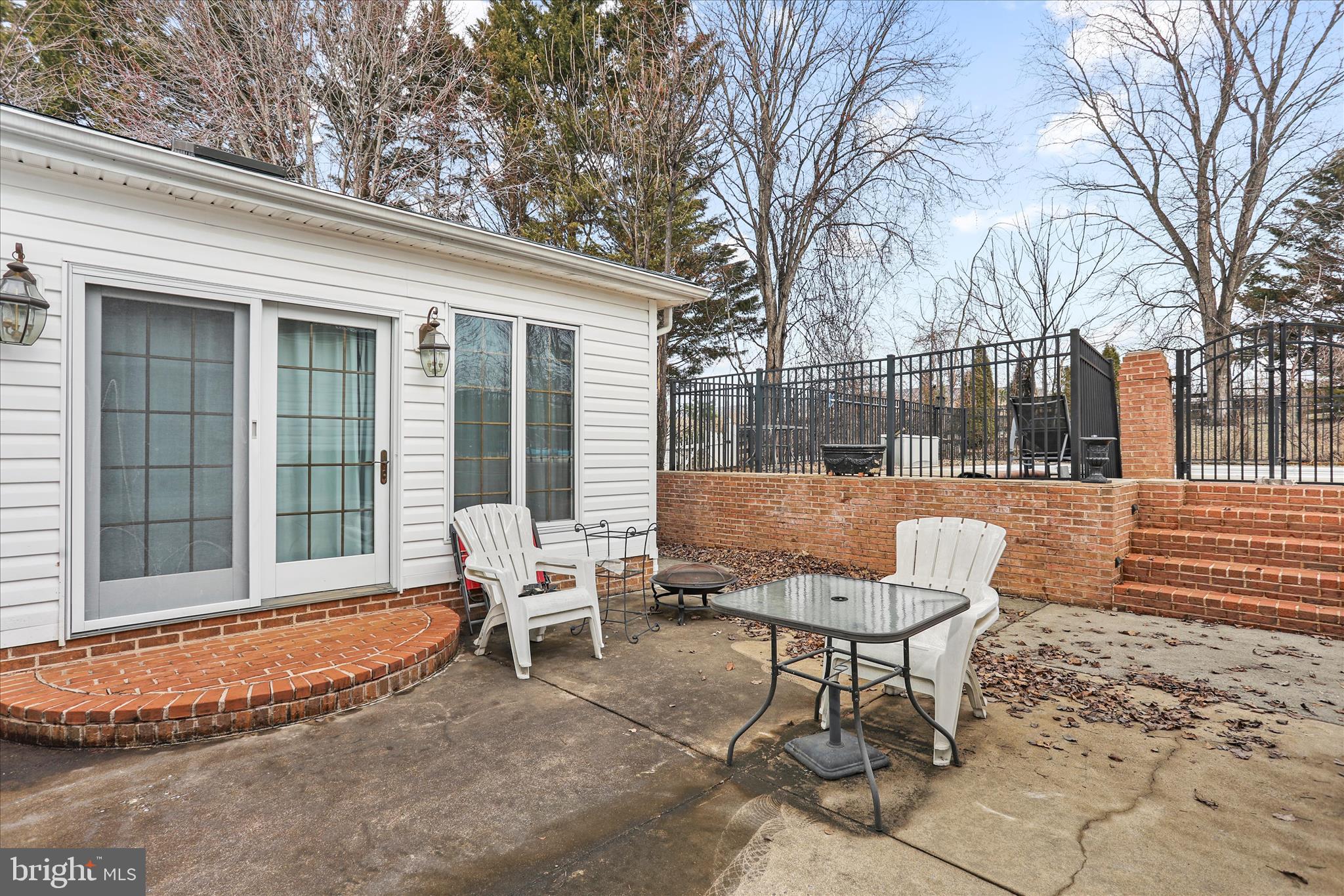 EASTLAND - Residential