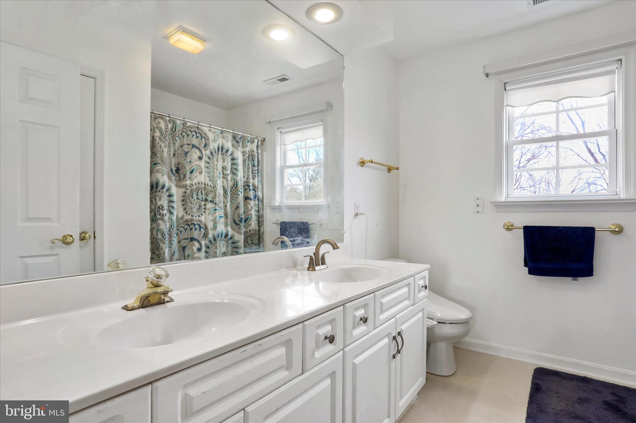 EASTLAND - Residential