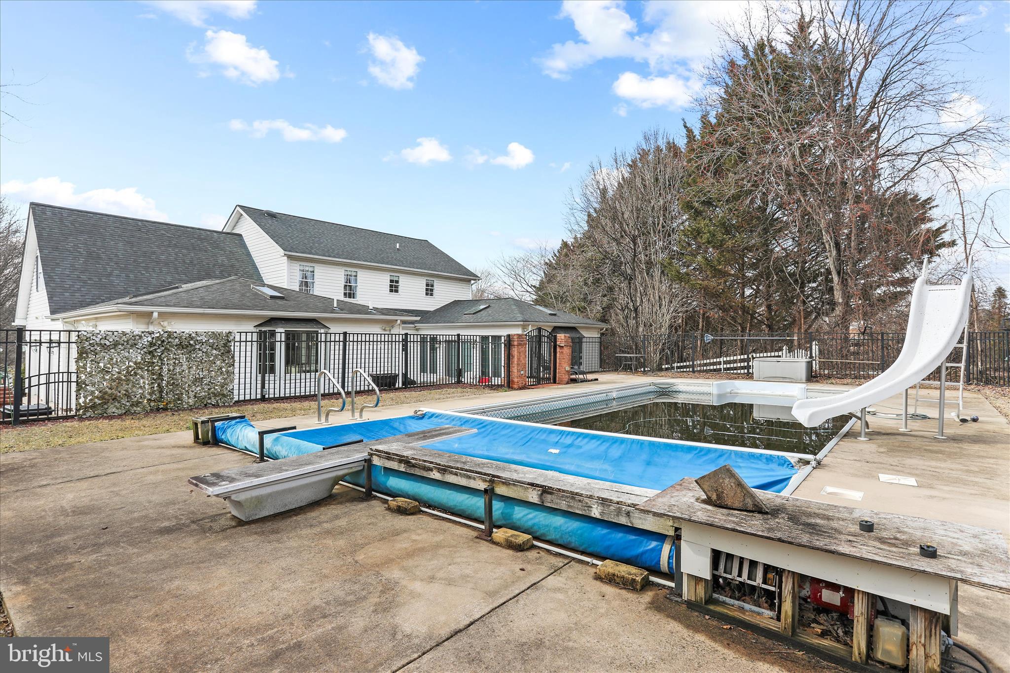 EASTLAND - Residential