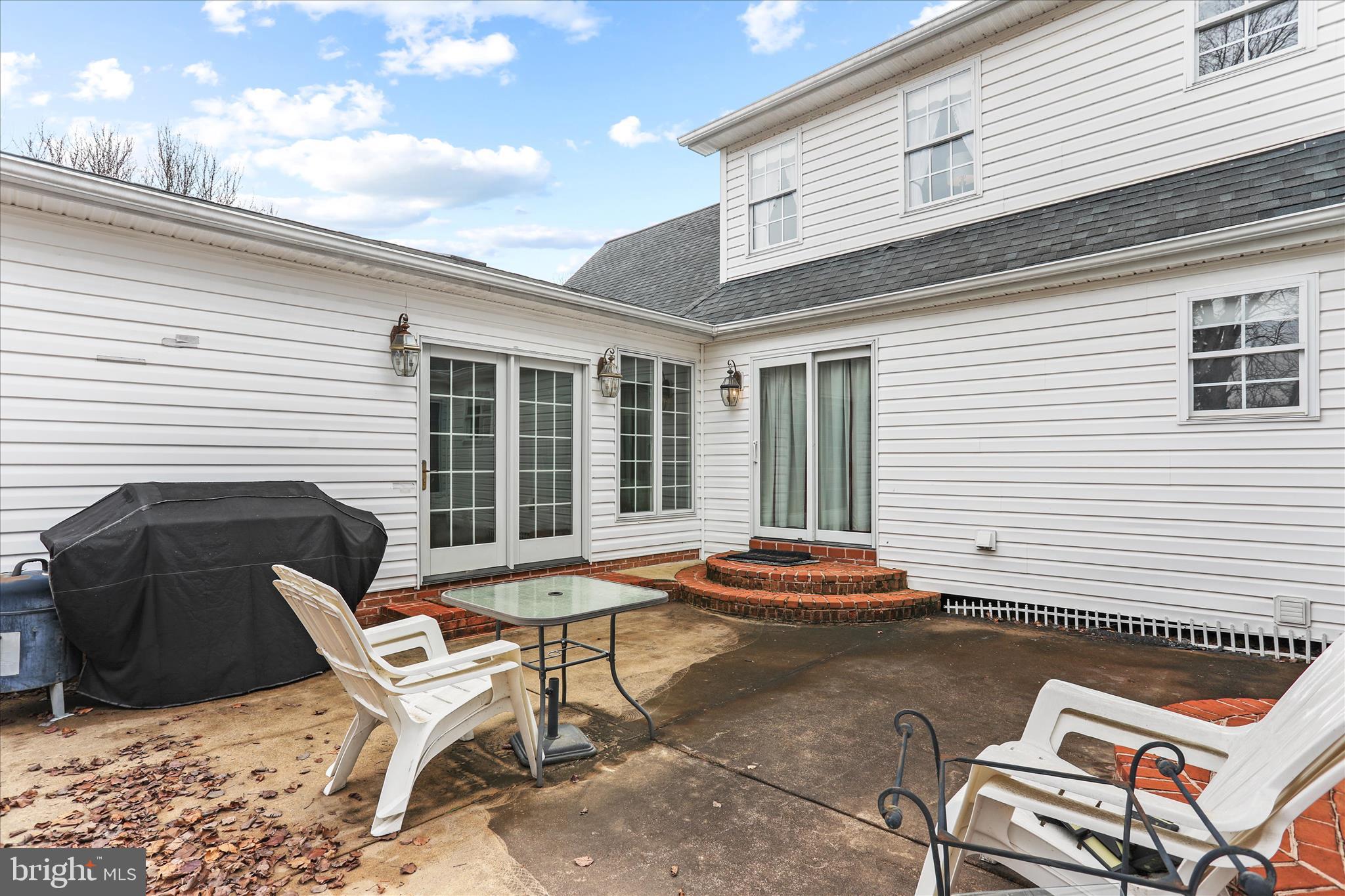 EASTLAND - Residential