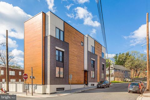 1495 GALLAUDET STREET NE WASHINGTON DC 20002