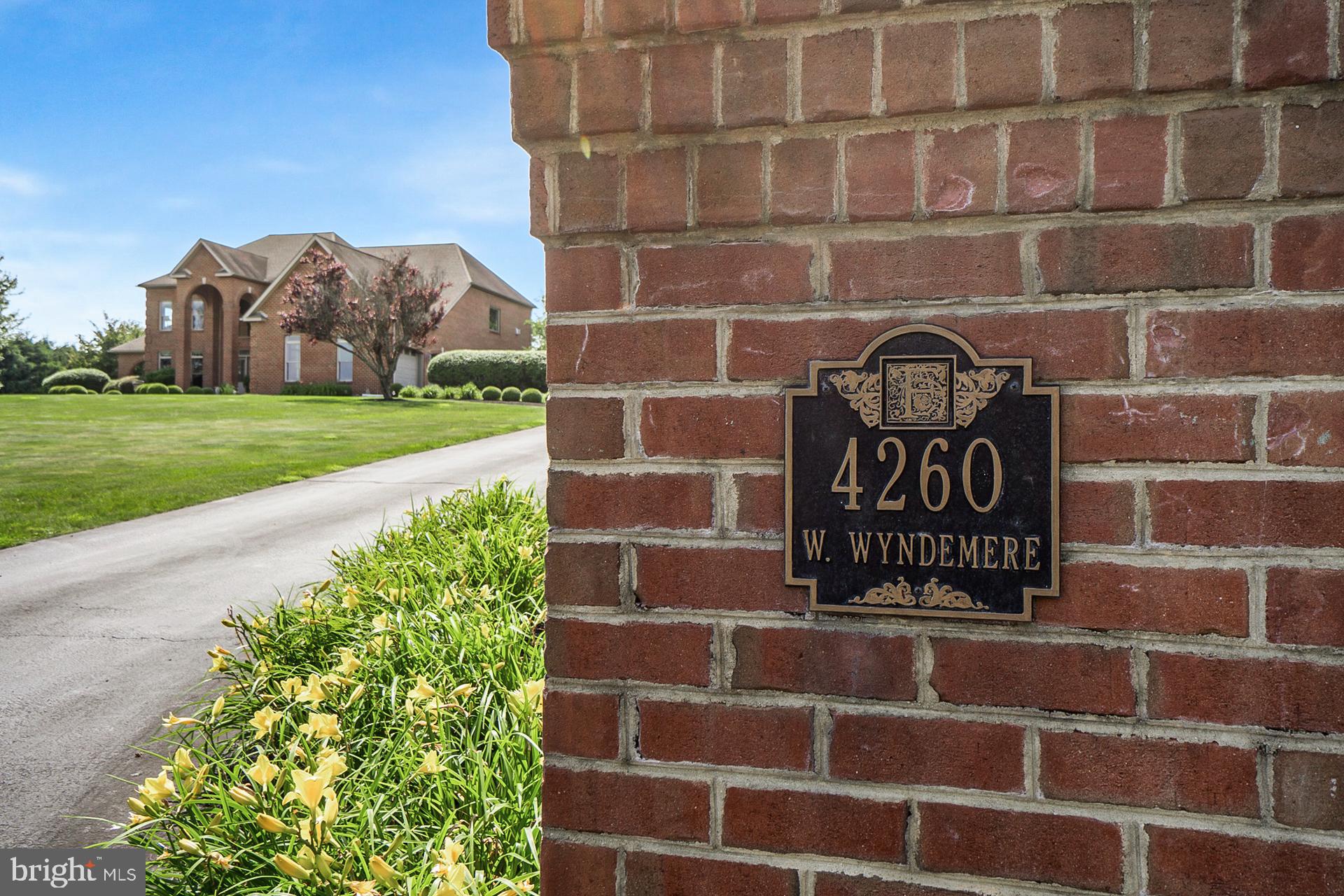 THE MANOR - Residential