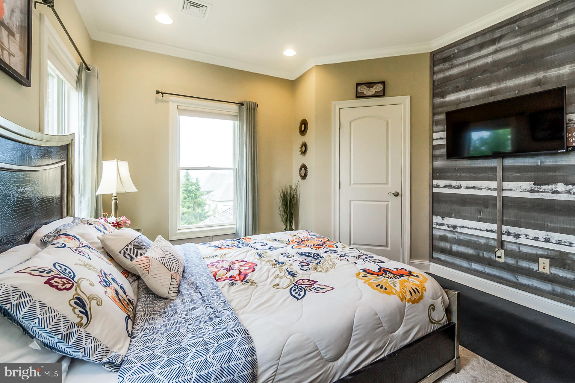 THE MANOR - Residential