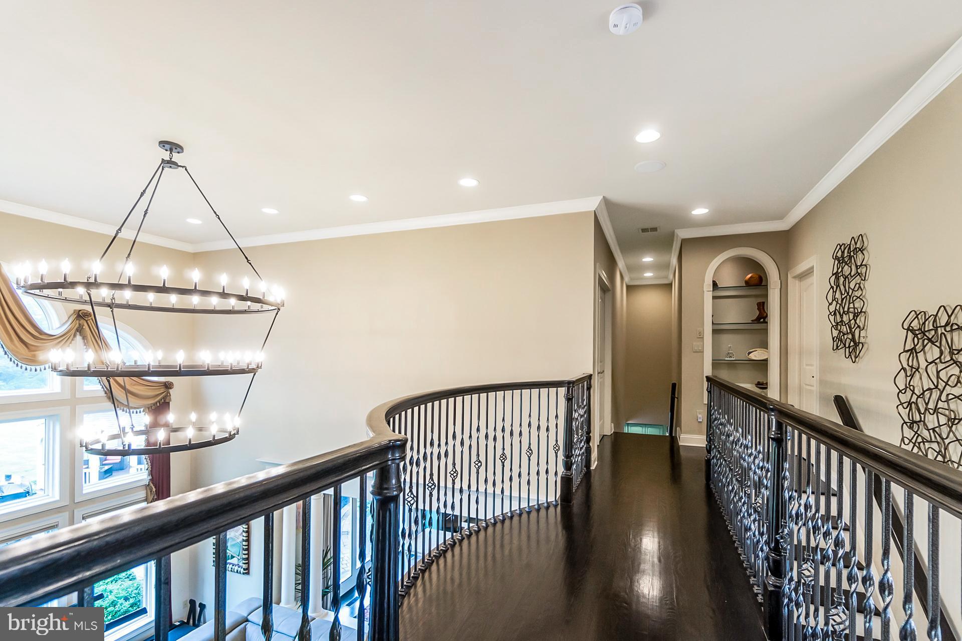 THE MANOR - Residential