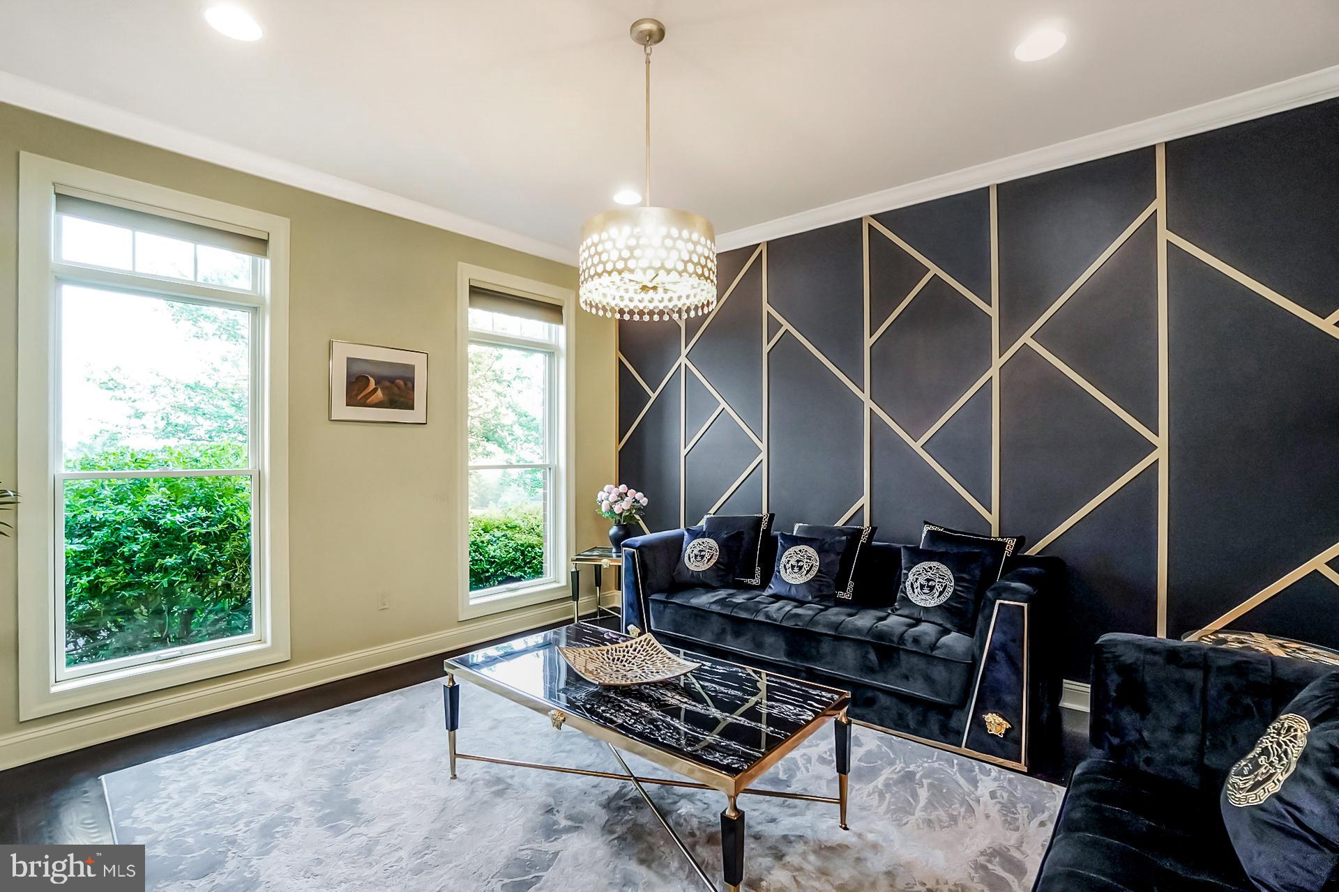 THE MANOR - Residential