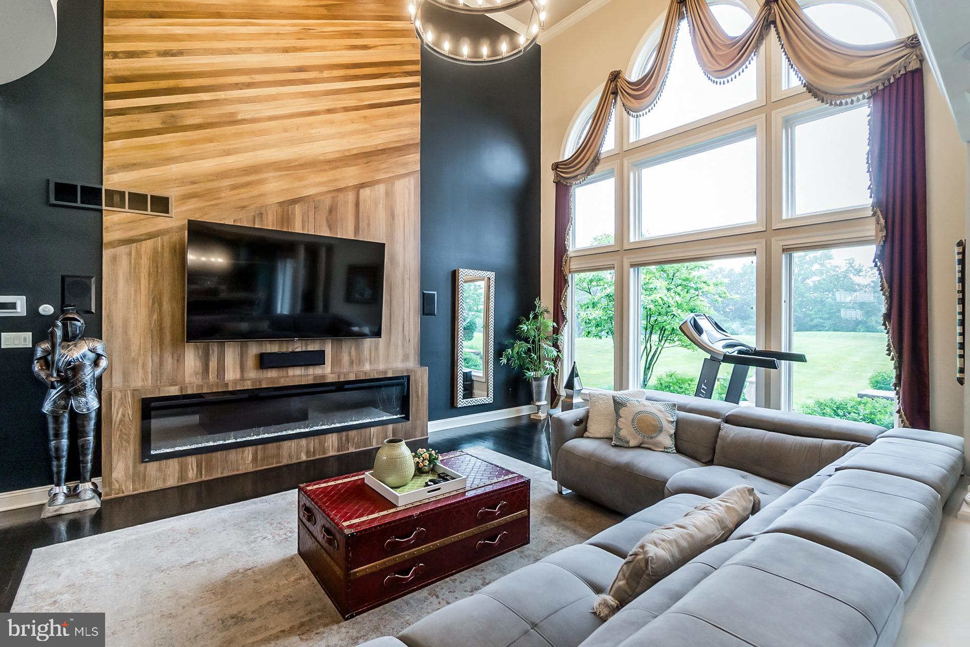 THE MANOR - Residential