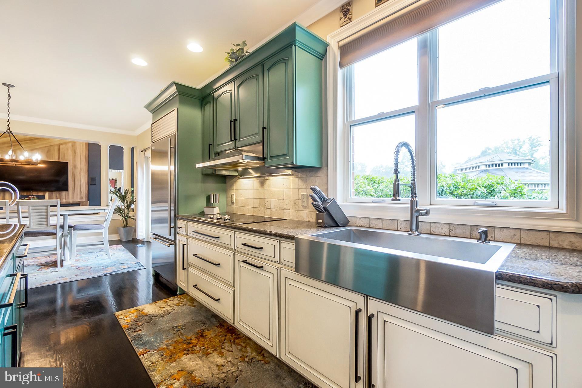 THE MANOR - Residential