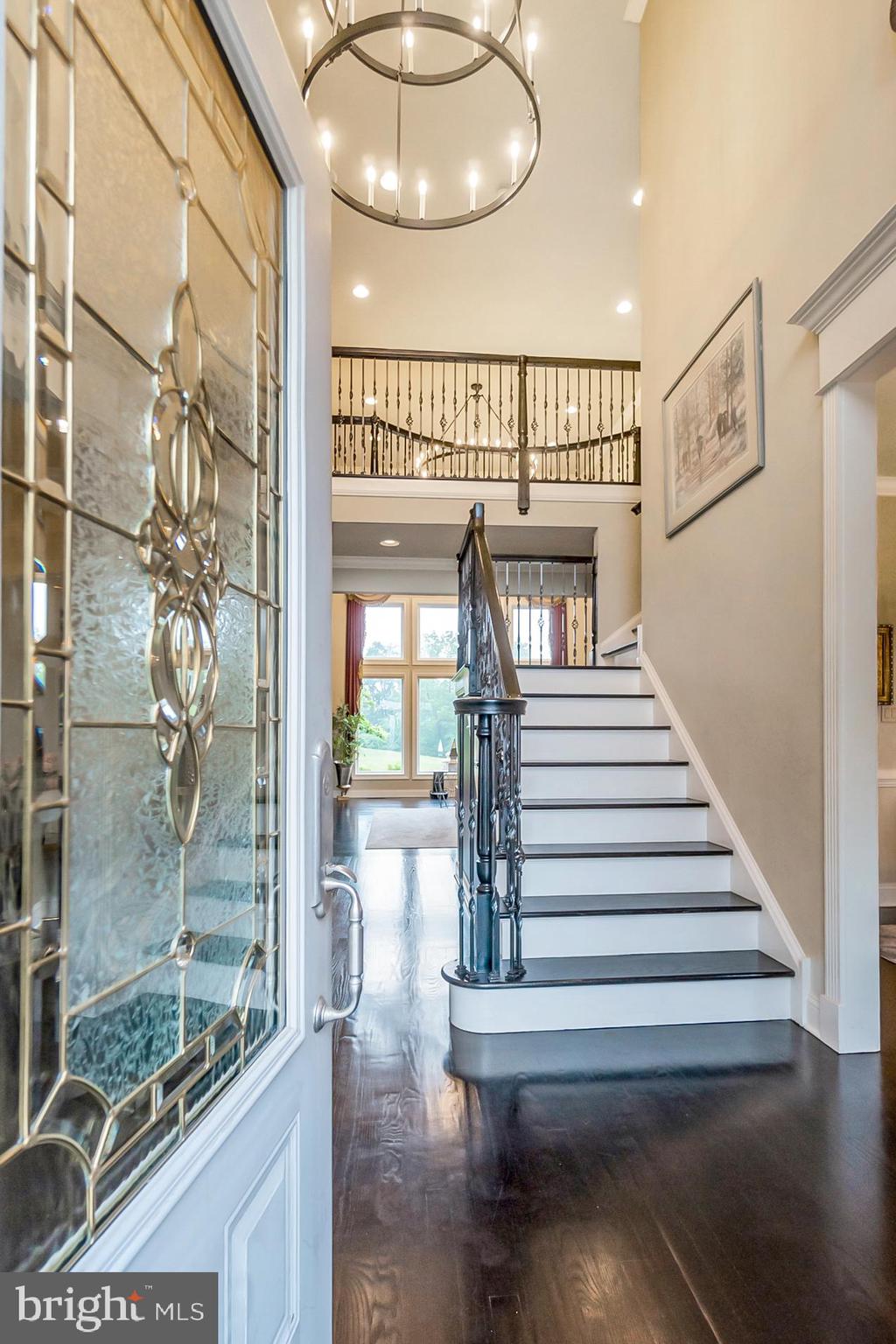 THE MANOR - Residential