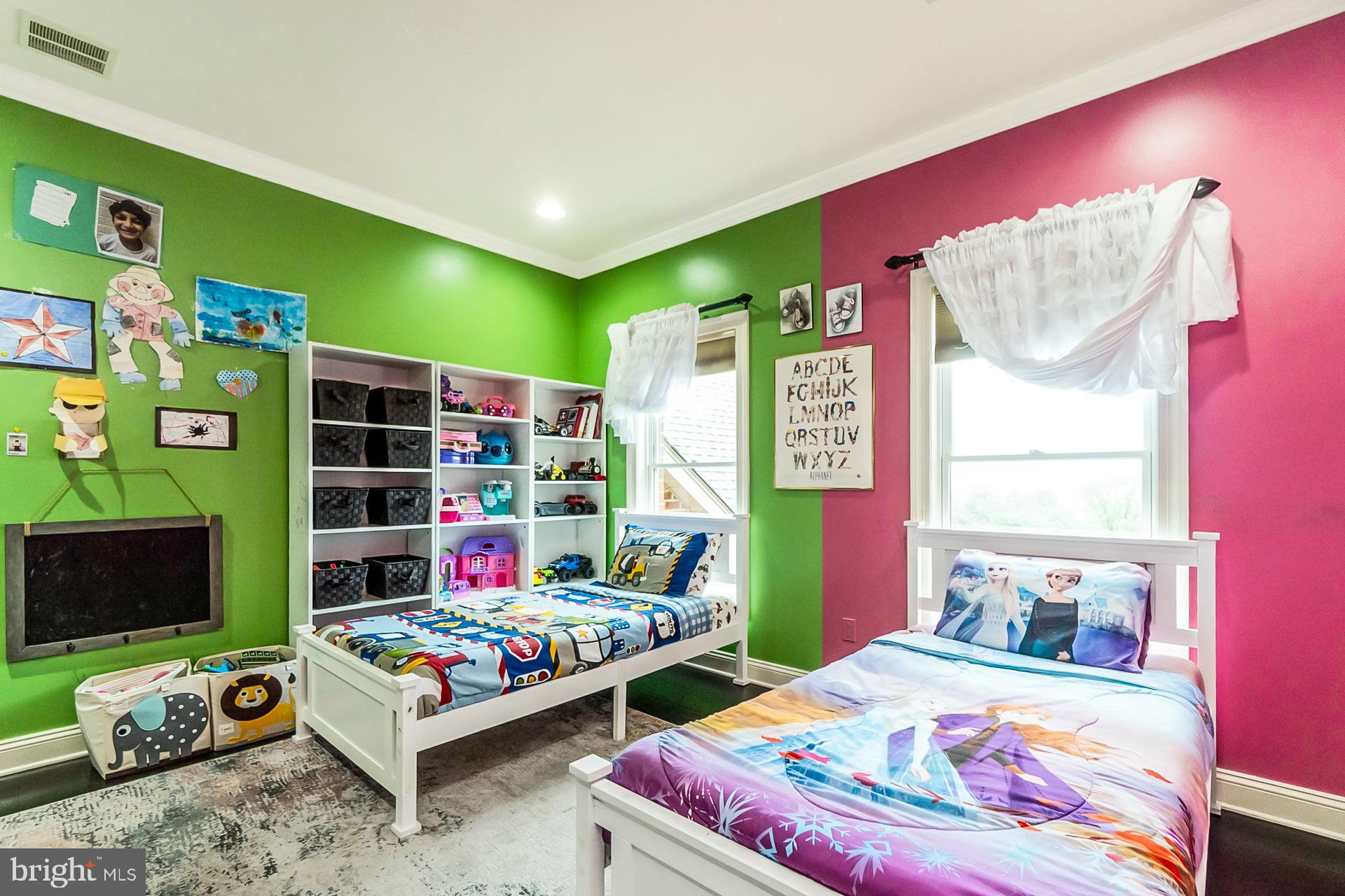 THE MANOR - Residential