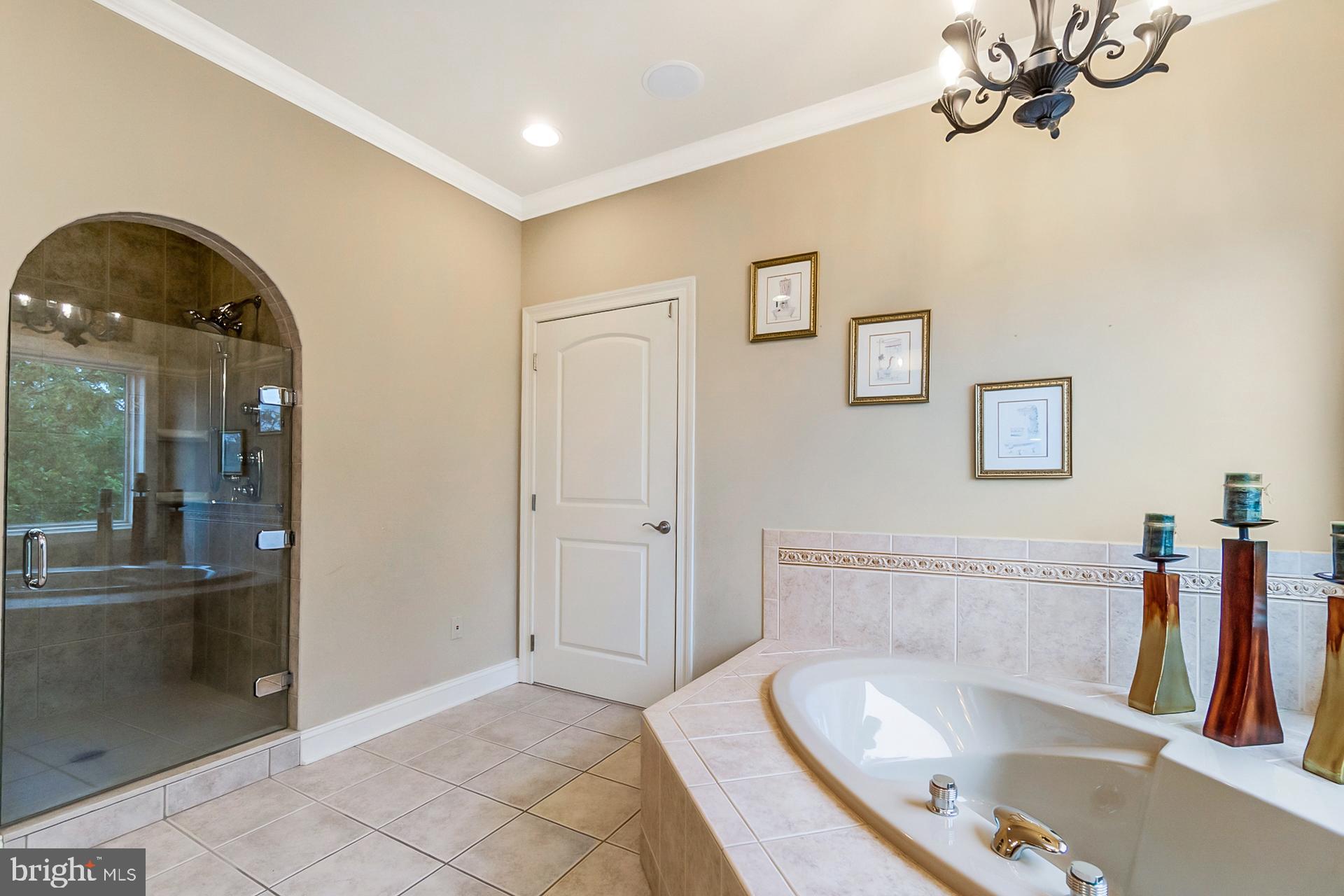 THE MANOR - Residential