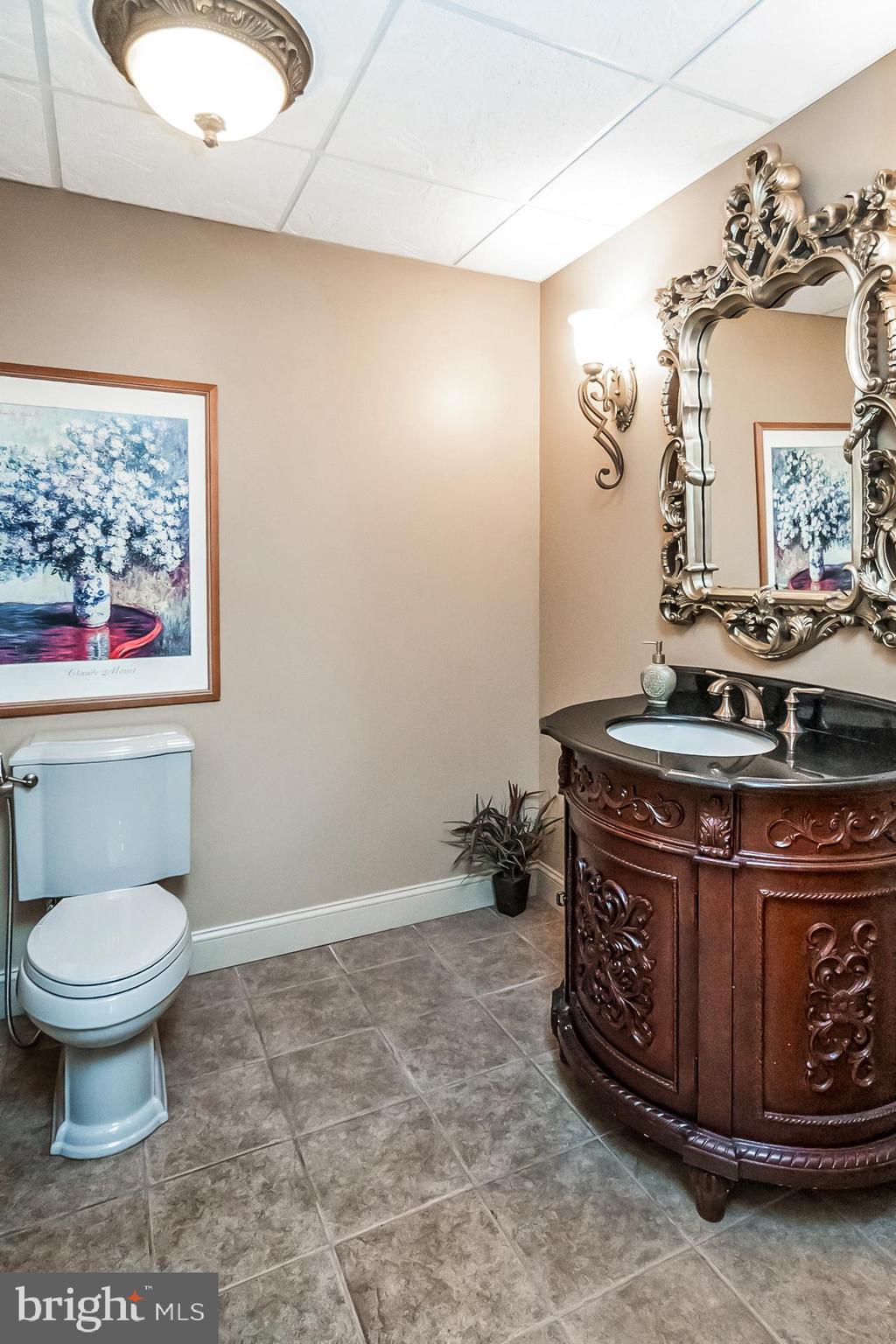 THE MANOR - Residential