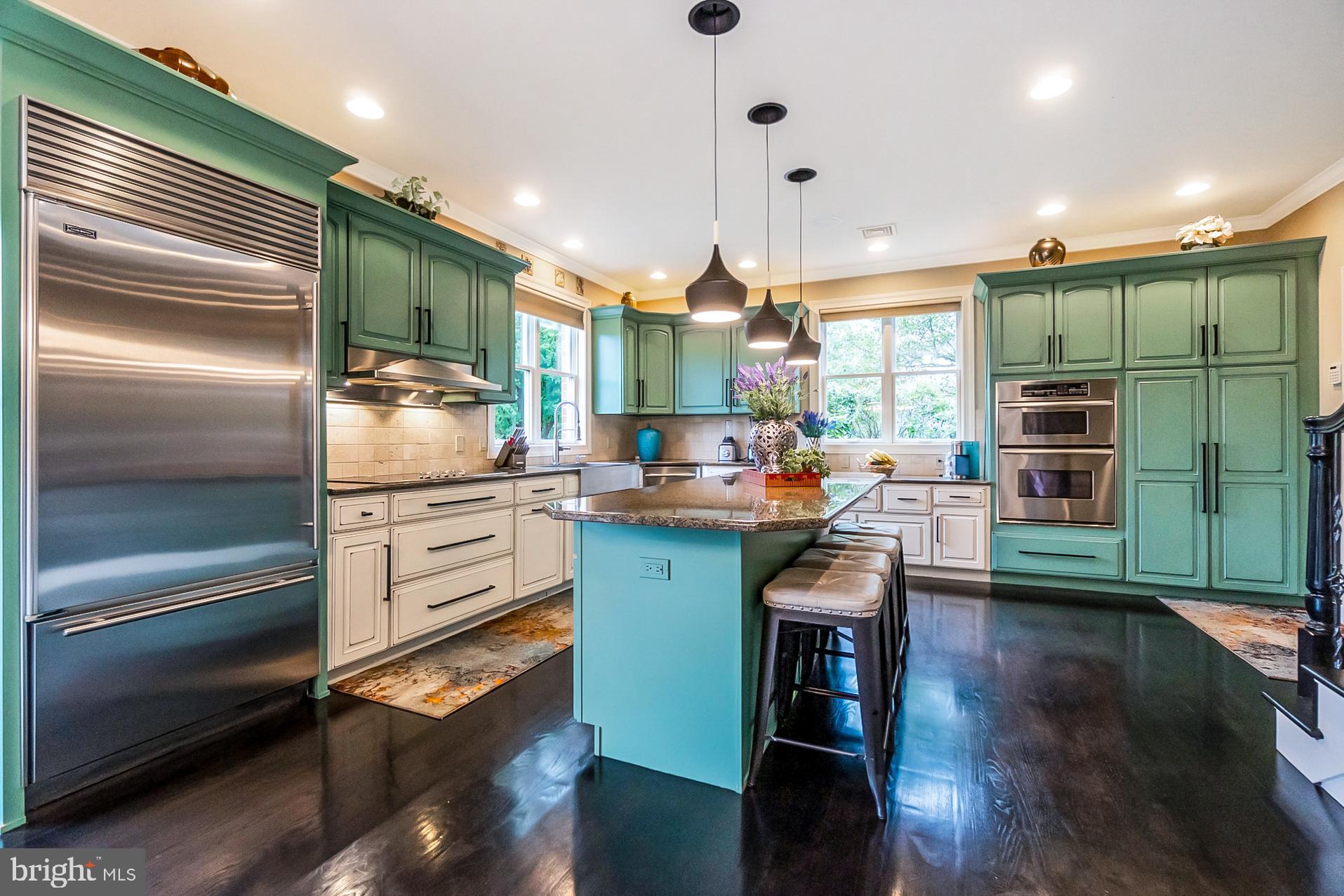 THE MANOR - Residential