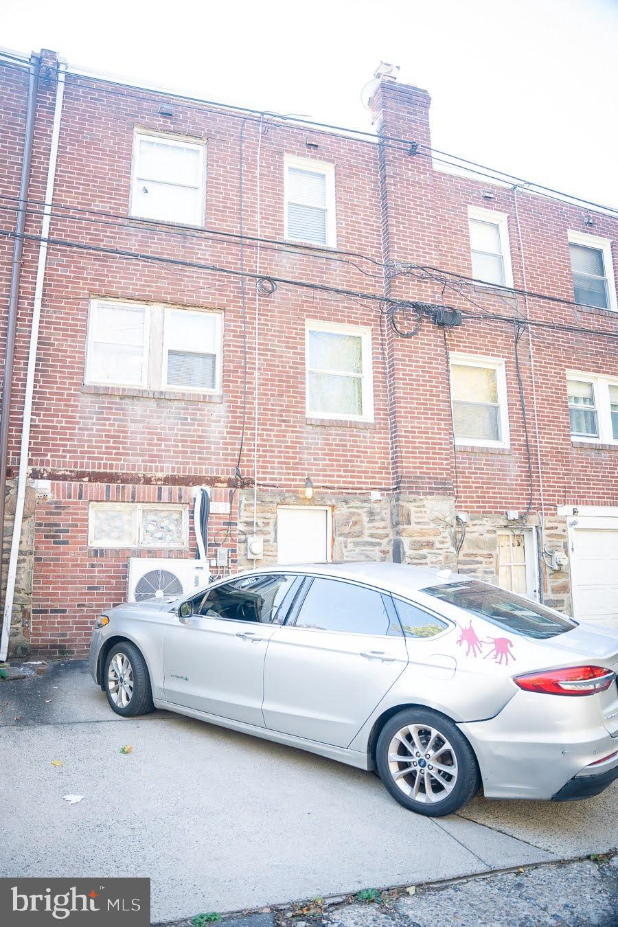 DREXEL MANOR - Residential