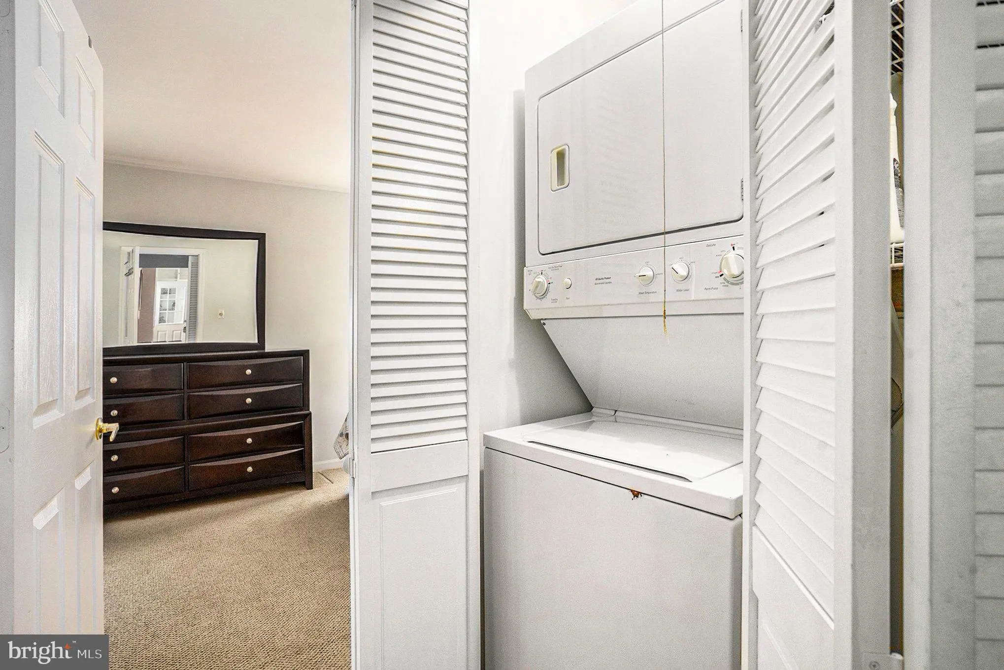 Newtown Square, Pennsylvania 19073, United States, 3 Bedrooms Bedrooms, ,1 BathroomBathrooms,Residential,Pending,52478