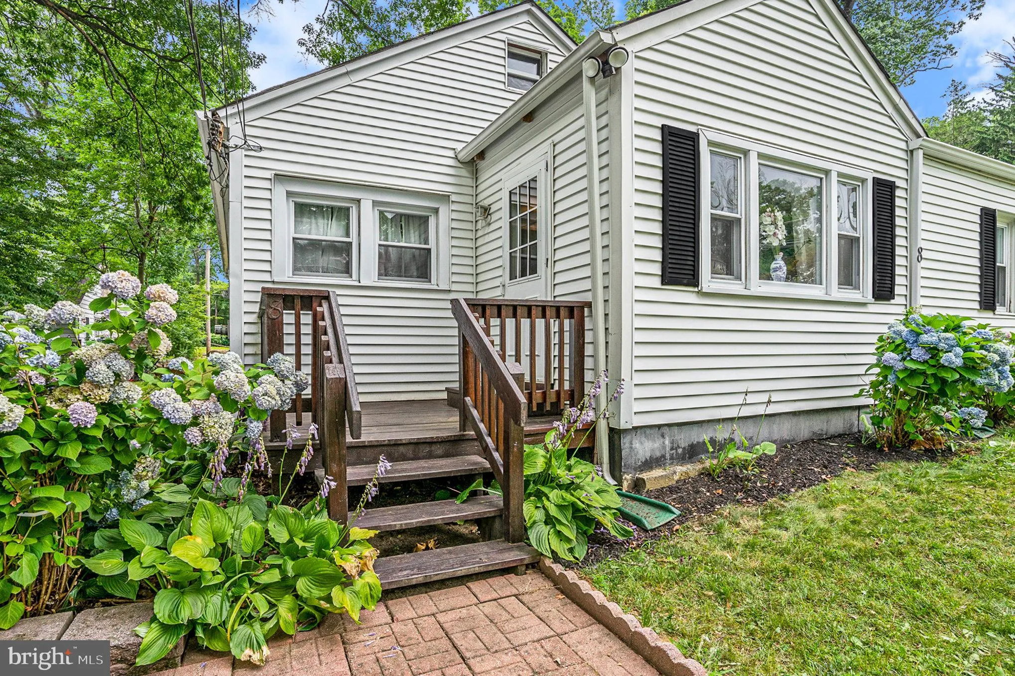 Newtown Square, Pennsylvania 19073, United States, 3 Bedrooms Bedrooms, ,1 BathroomBathrooms,Residential,Pending,52478