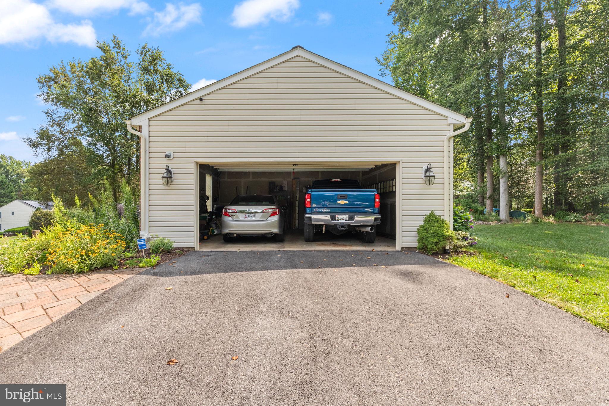 WOODCREST - Residential