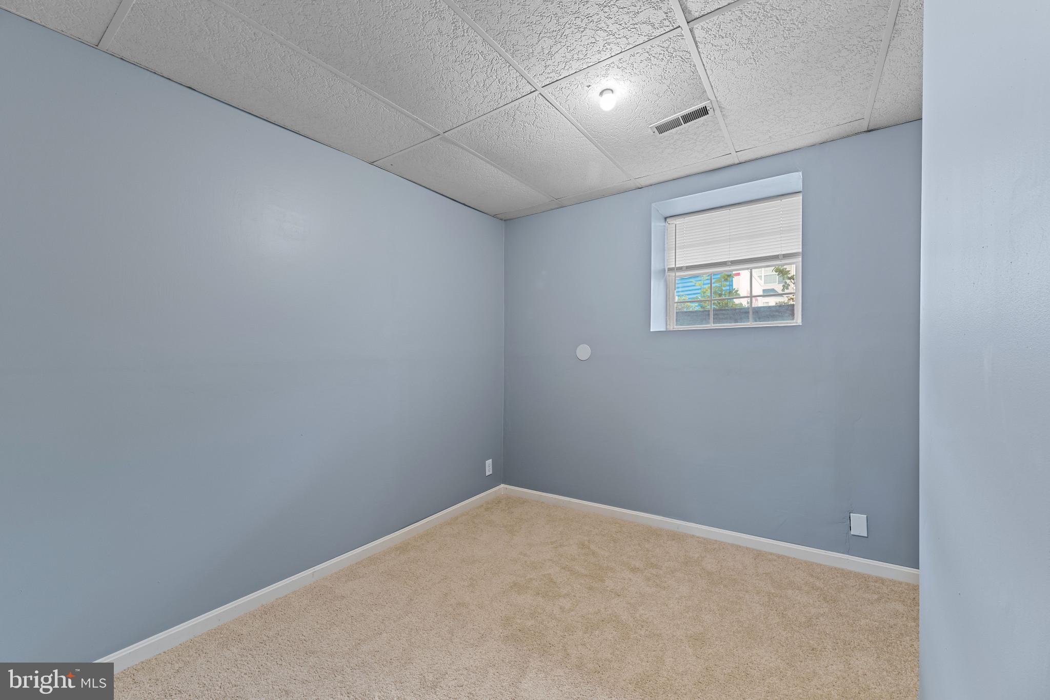 OAK LEAF VILLAS - Residential