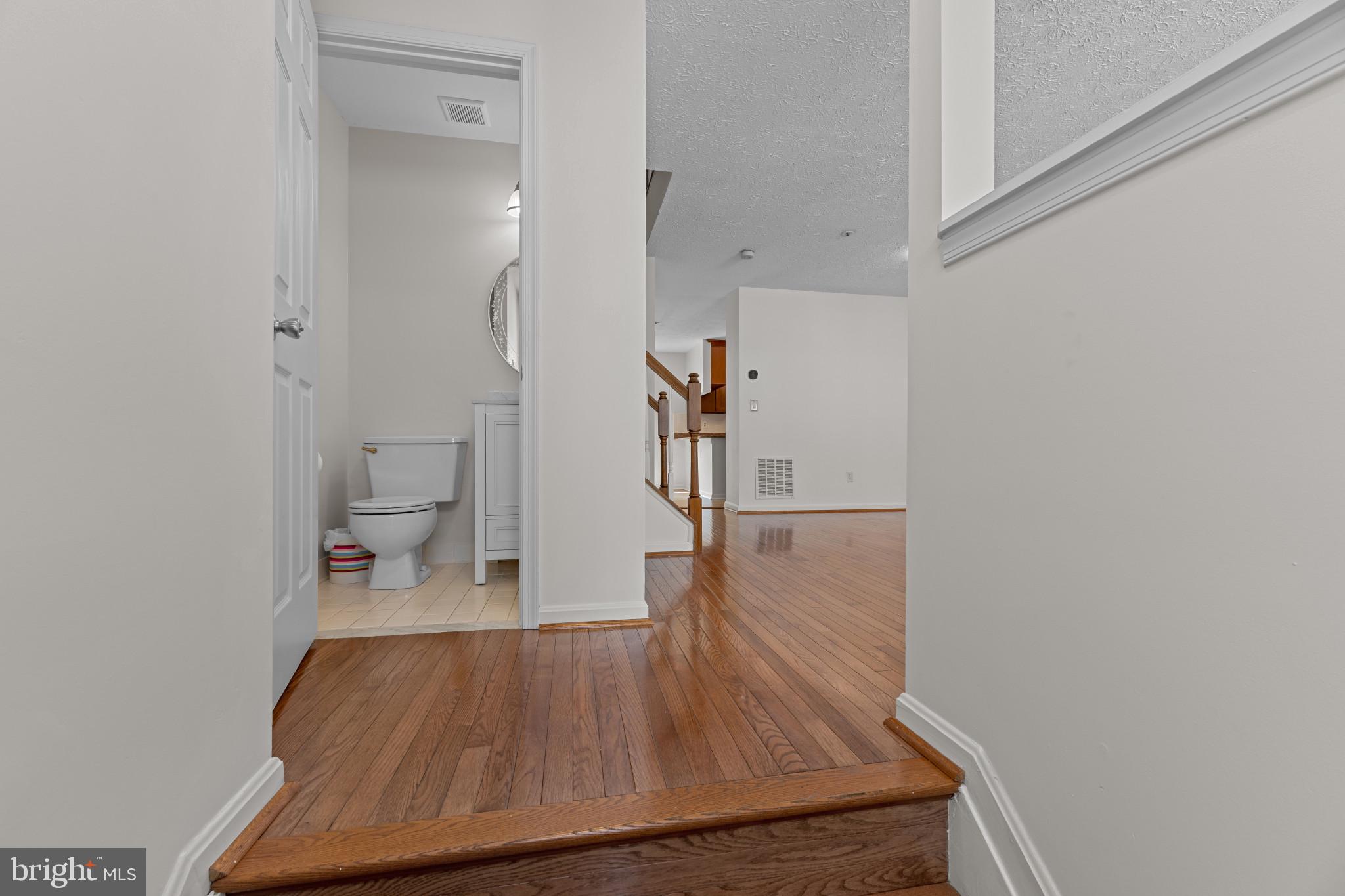 OAK LEAF VILLAS - Residential