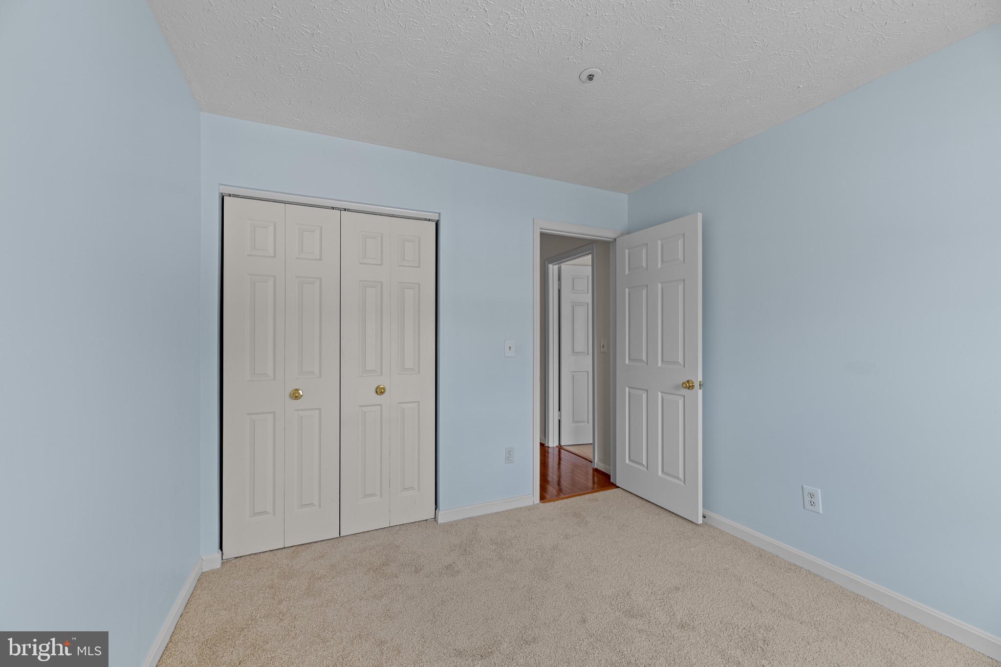 OAK LEAF VILLAS - Residential