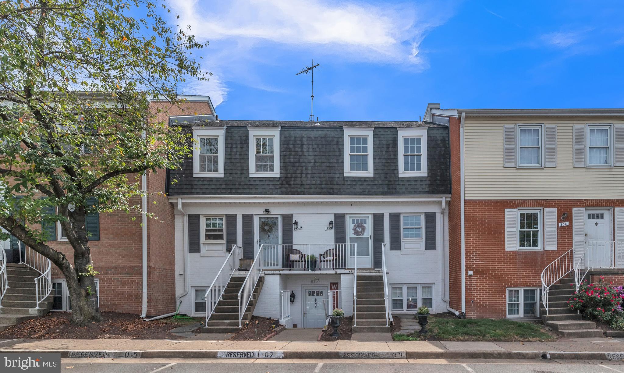 THE MEADOWS - Residential