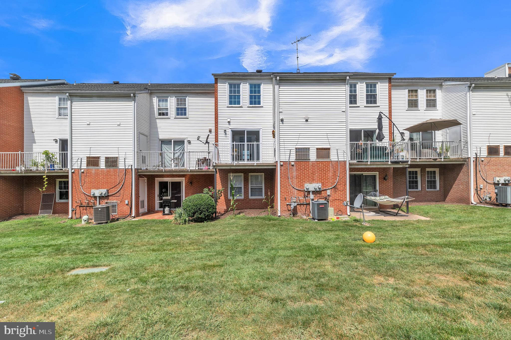 THE MEADOWS - Residential