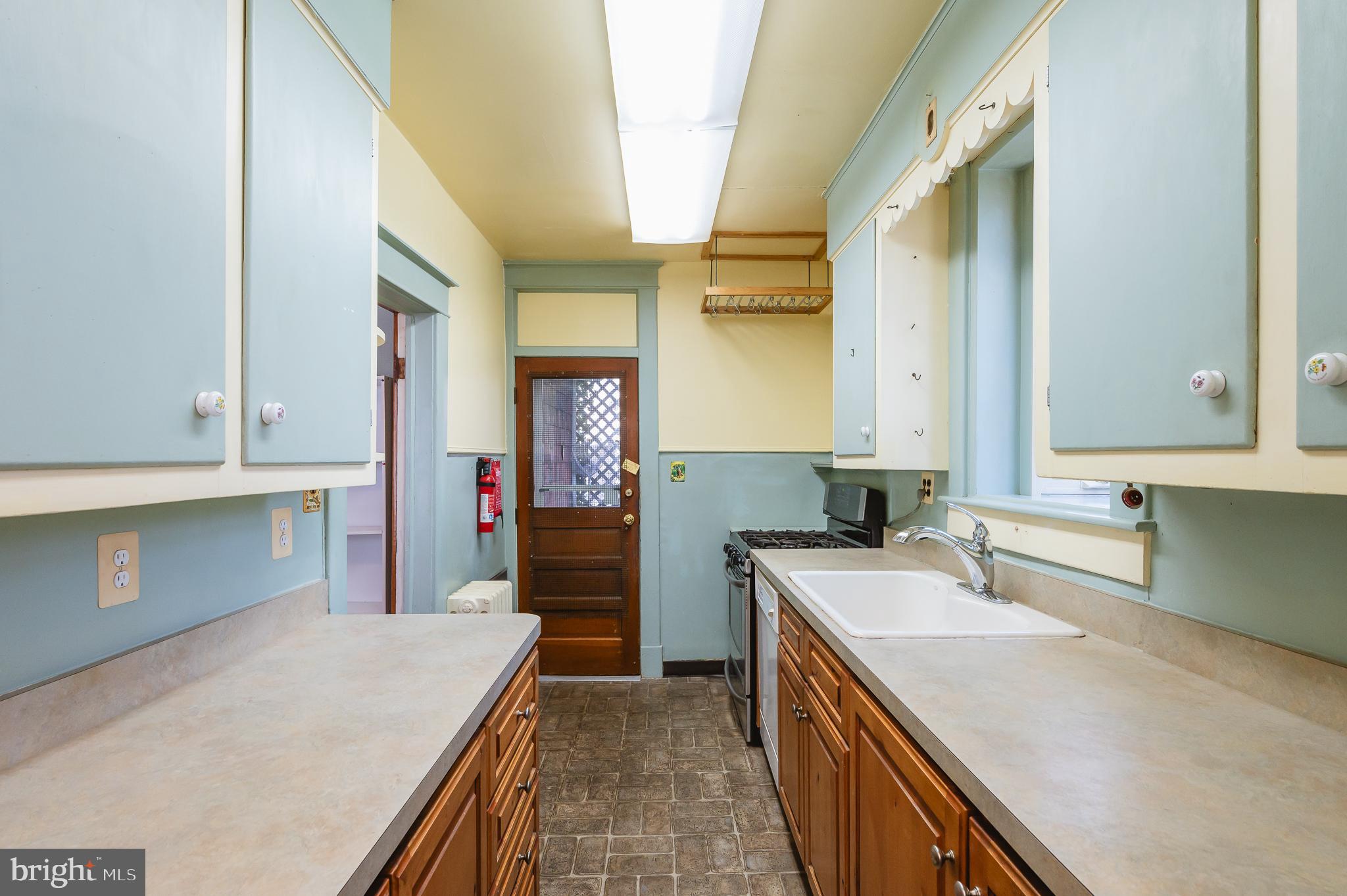 HAMILTON HEIGHTS - Residential