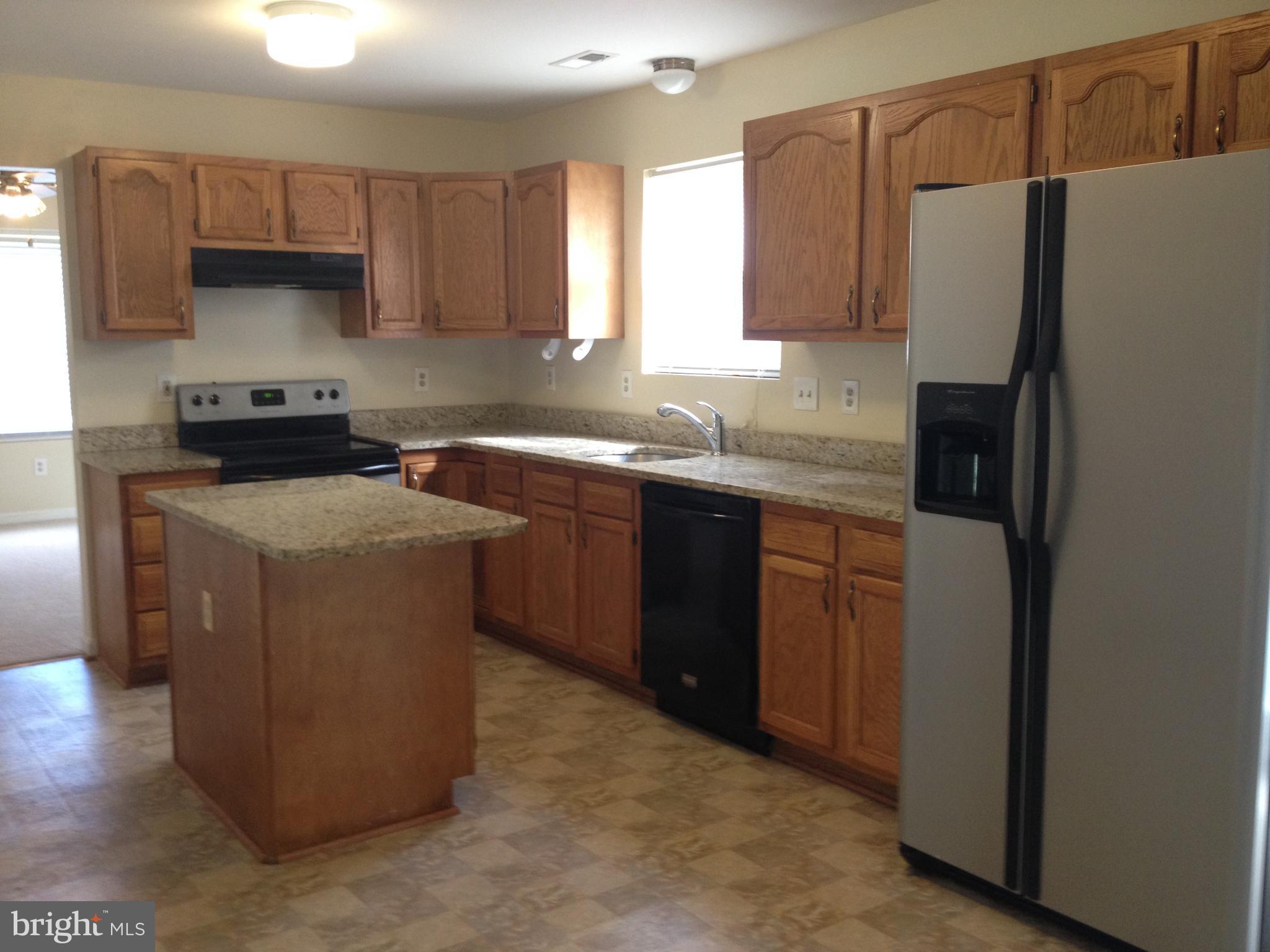 SAUNDERS POINT - Residential