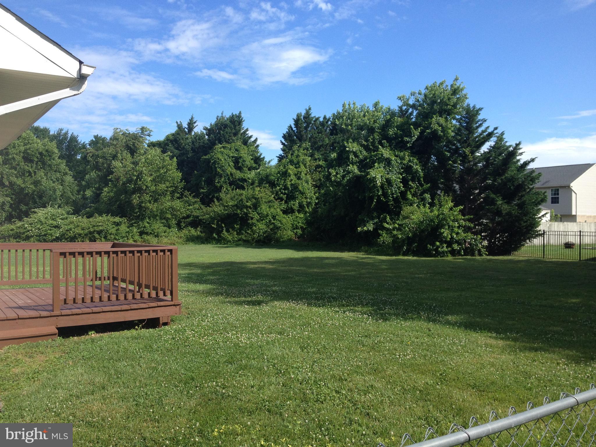 SAUNDERS POINT - Residential