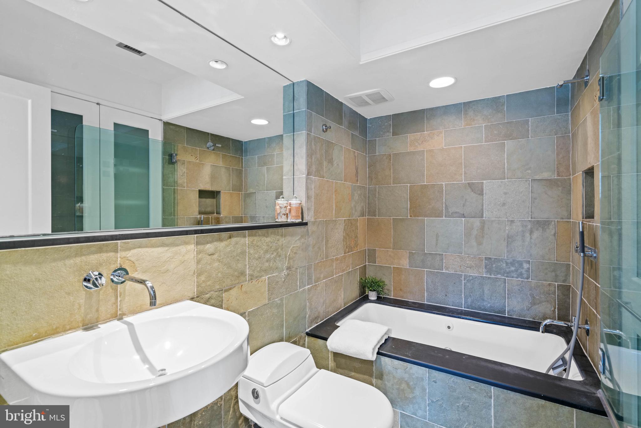 DUPONT - Residential