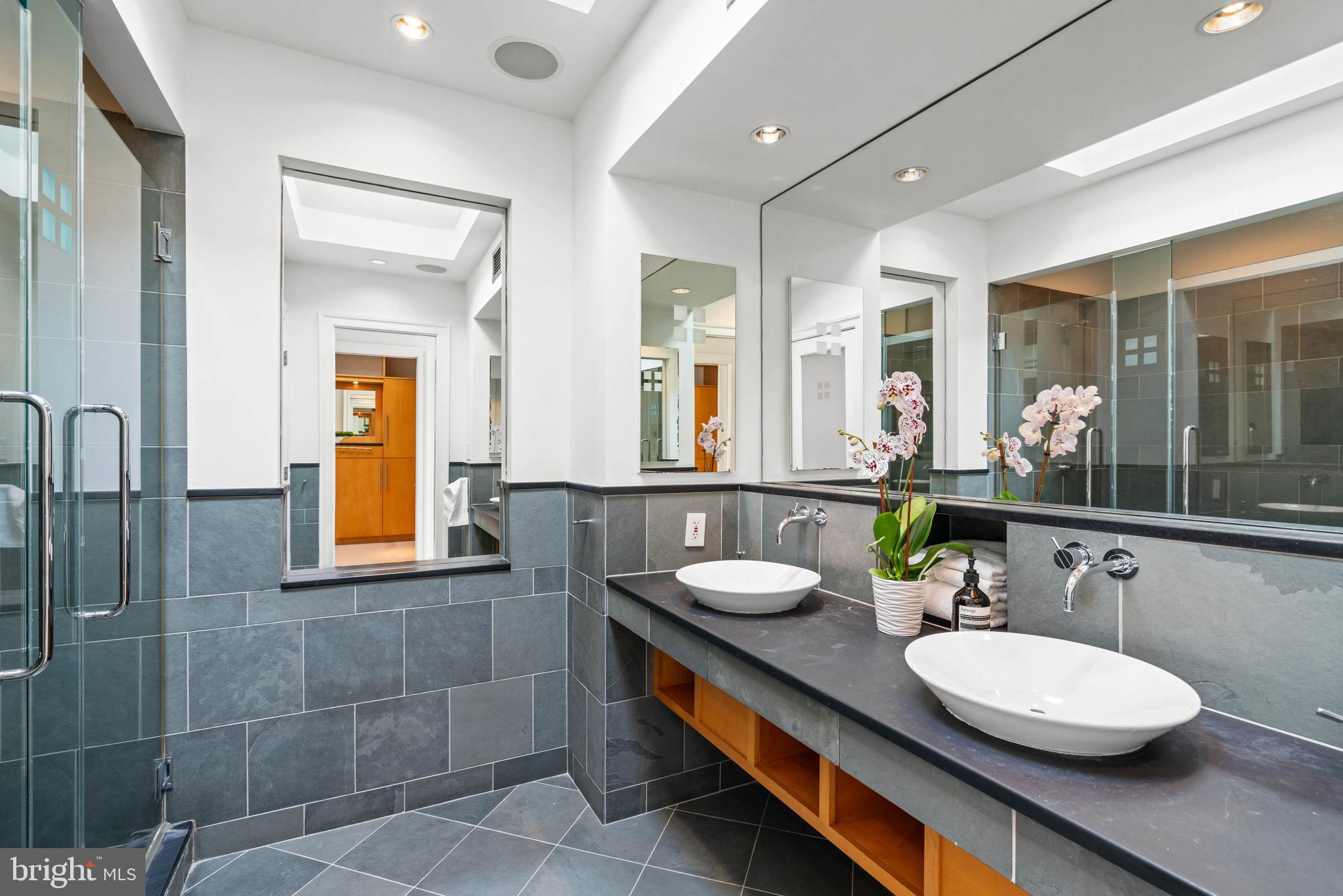 DUPONT - Residential