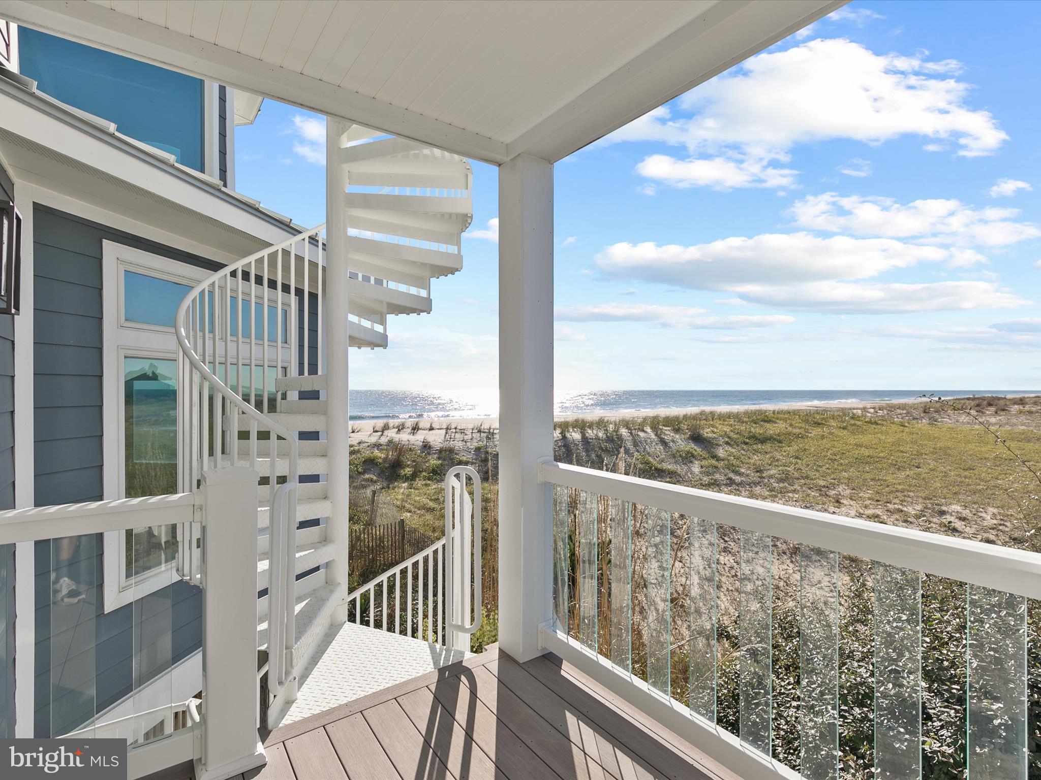 CURVES - Residential