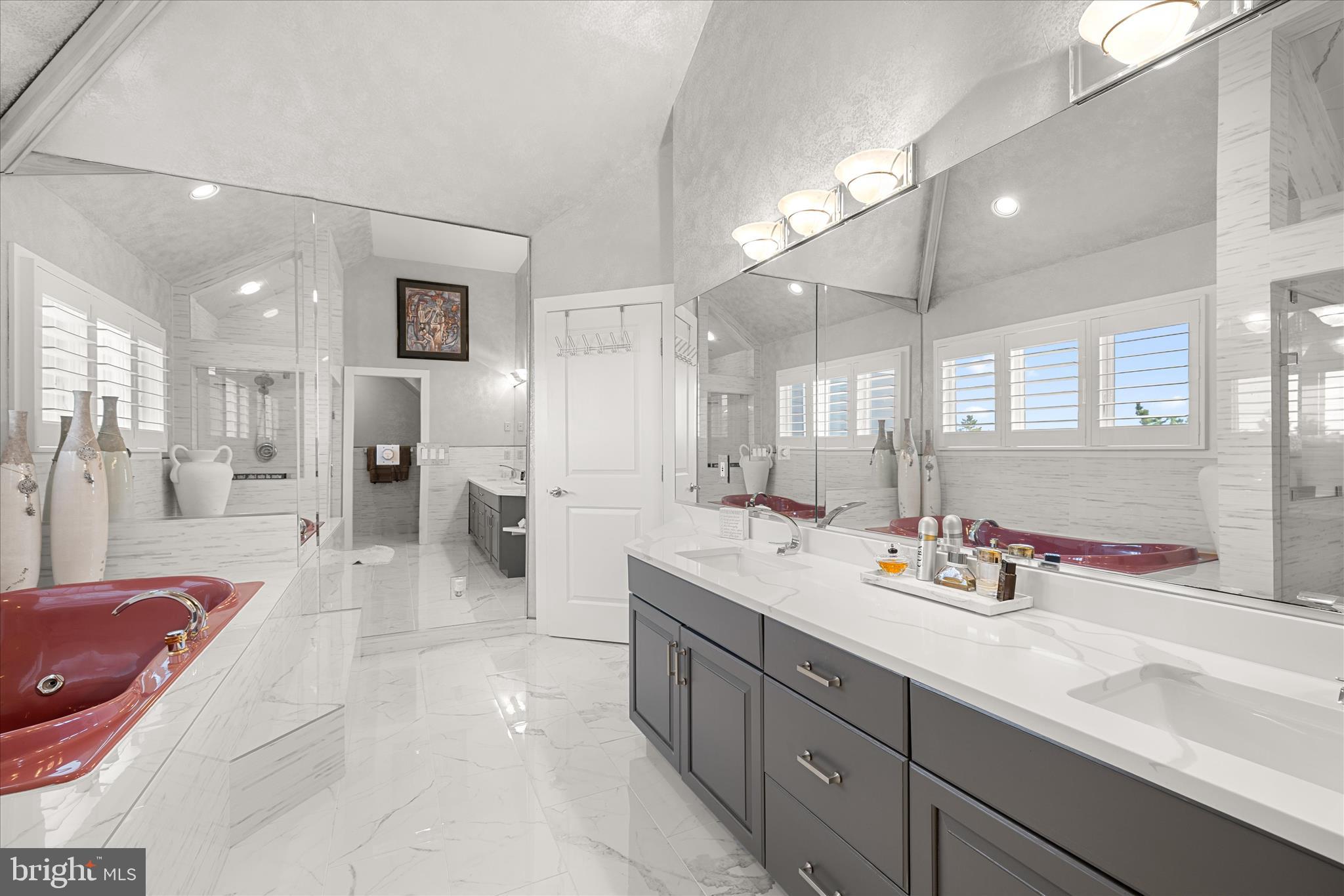 CURVES - Residential