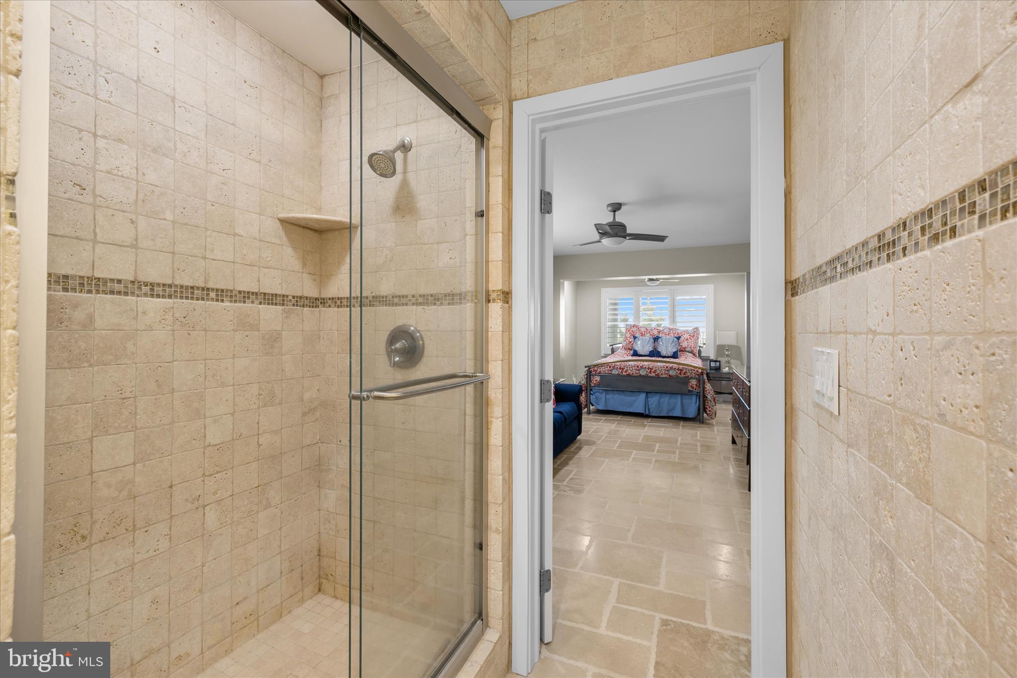 CURVES - Residential