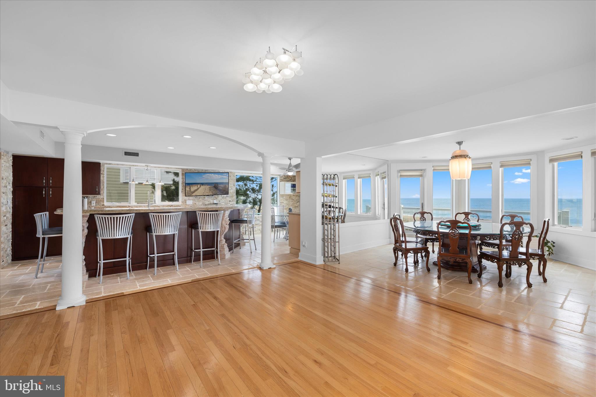 CURVES - Residential