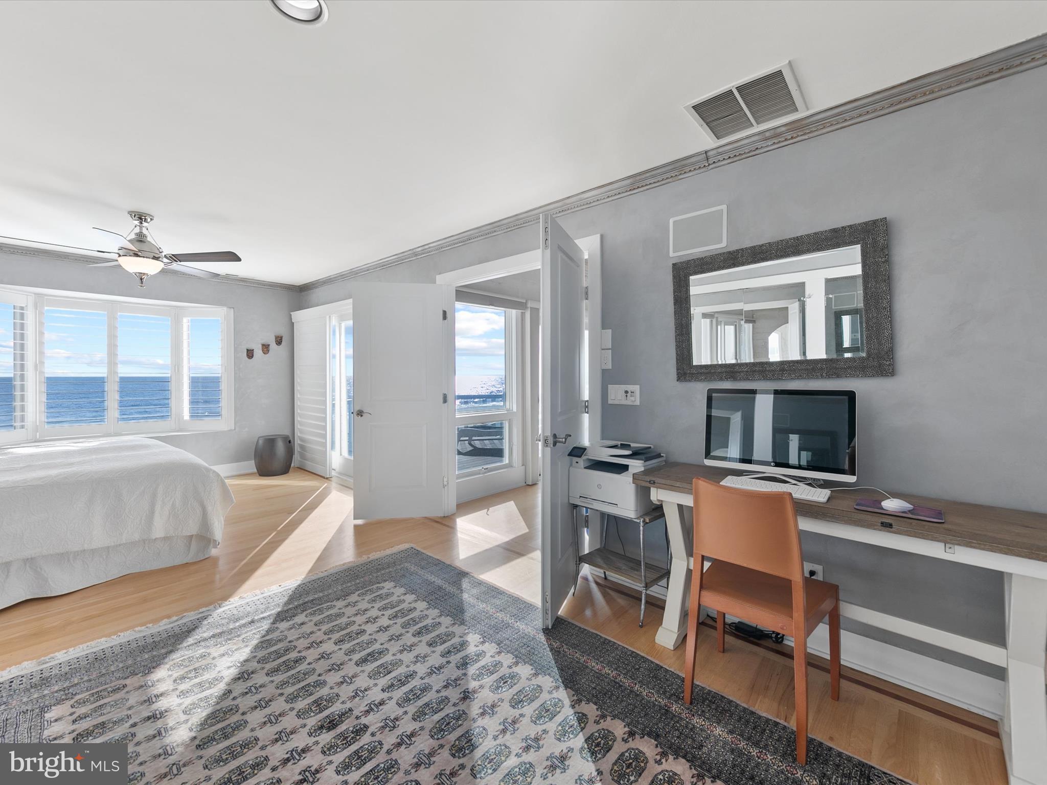 CURVES - Residential