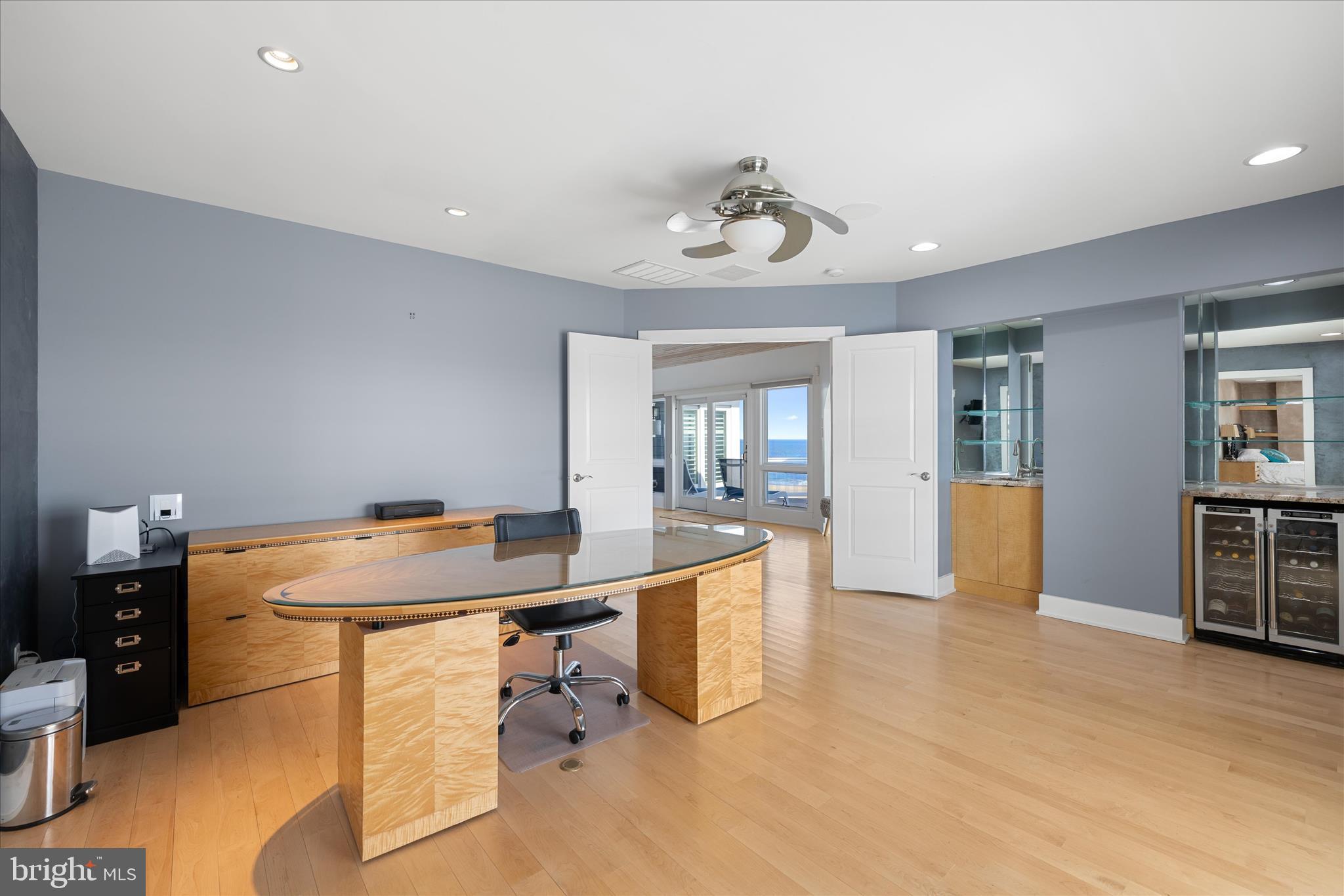 CURVES - Residential