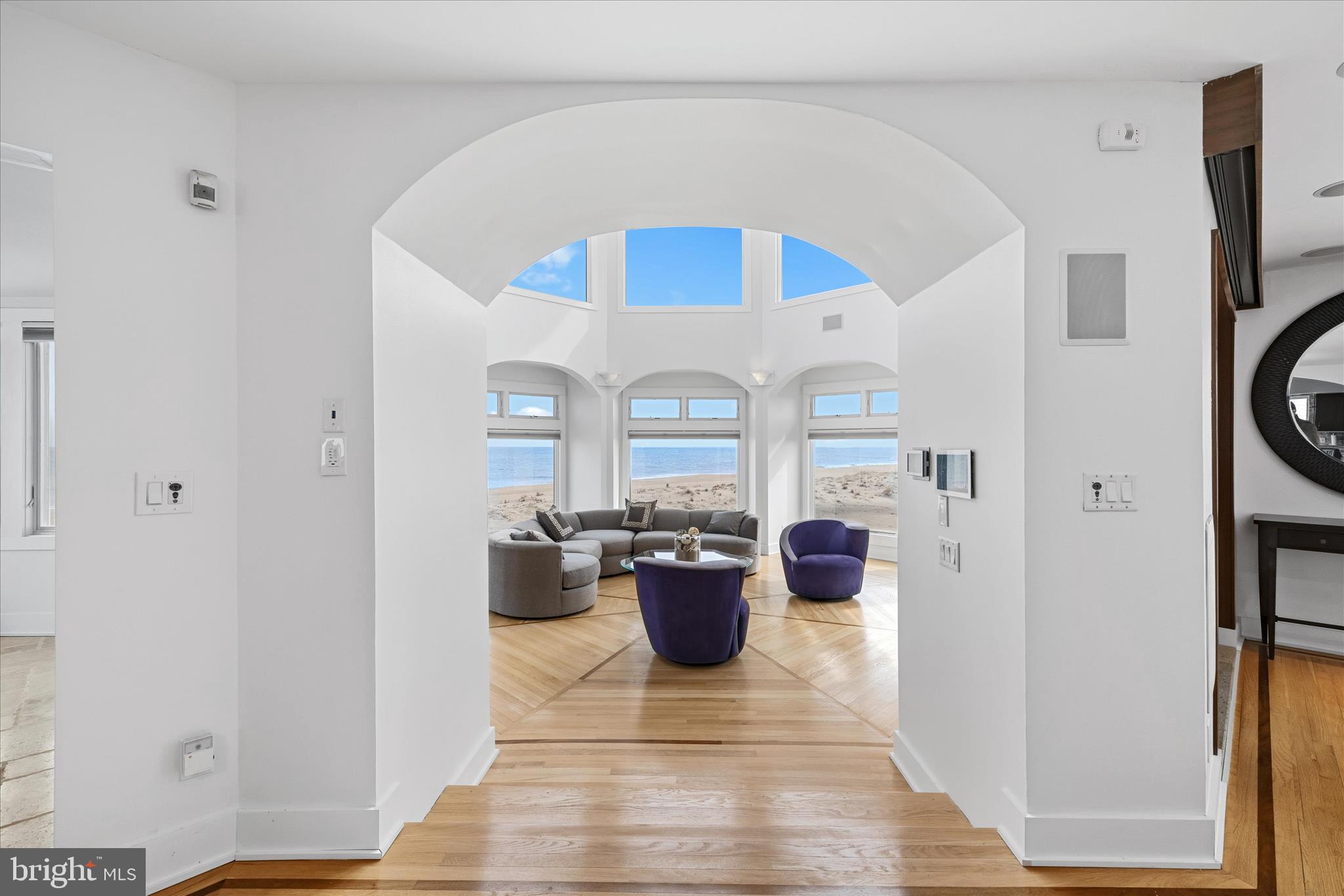 CURVES - Residential