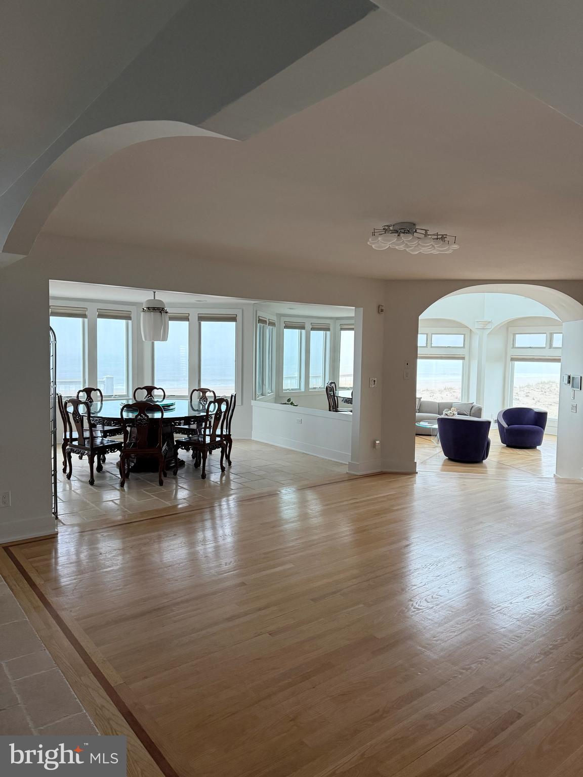 CURVES - Residential