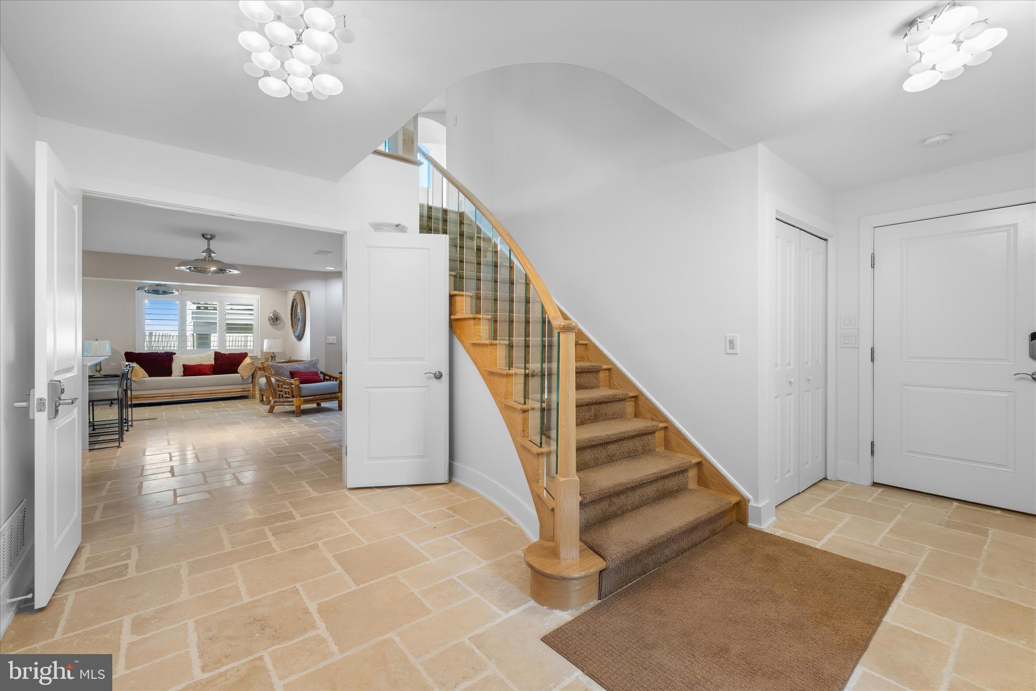 CURVES - Residential