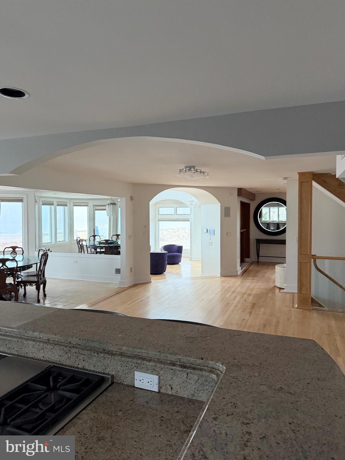 CURVES - Residential