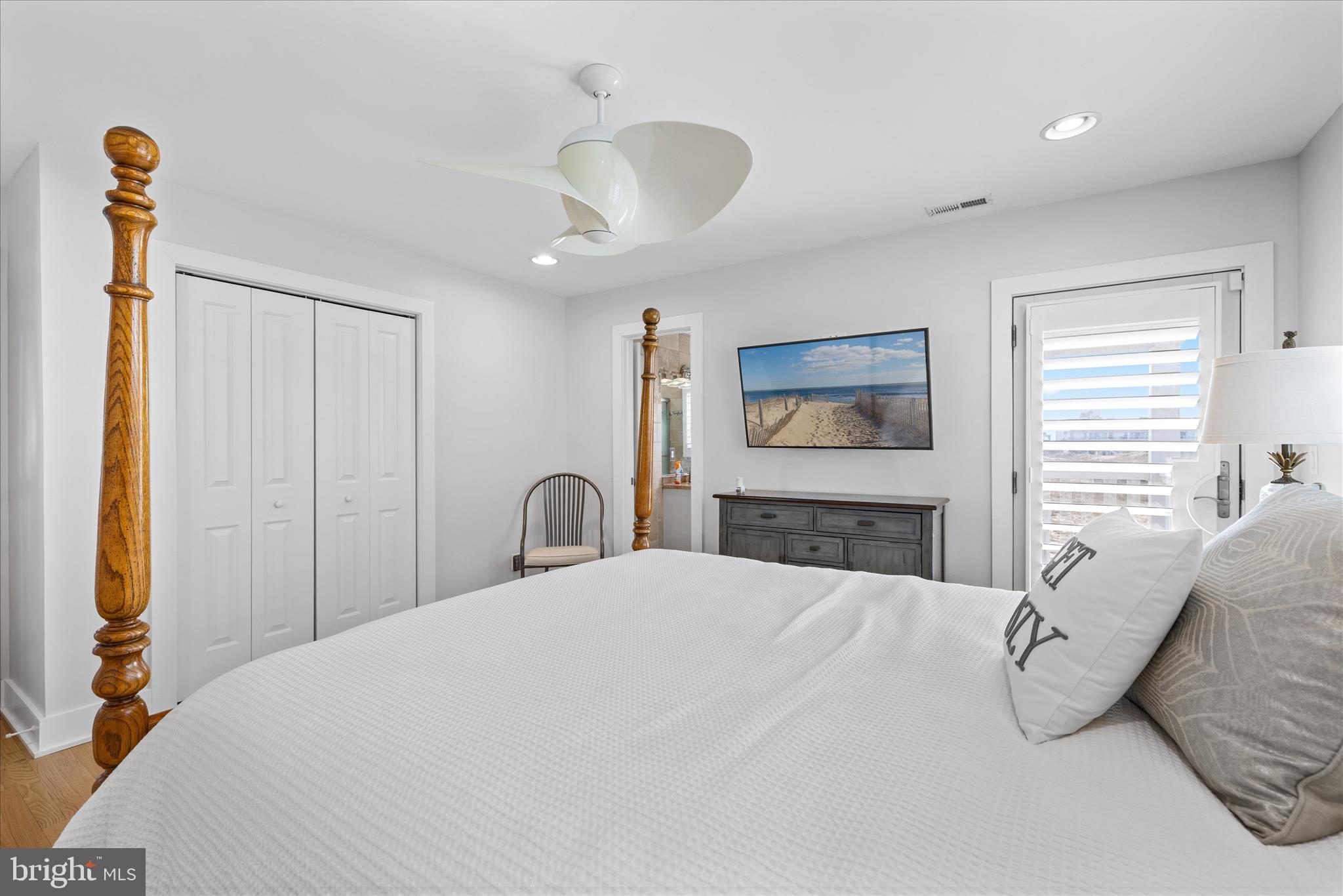 CURVES - Residential