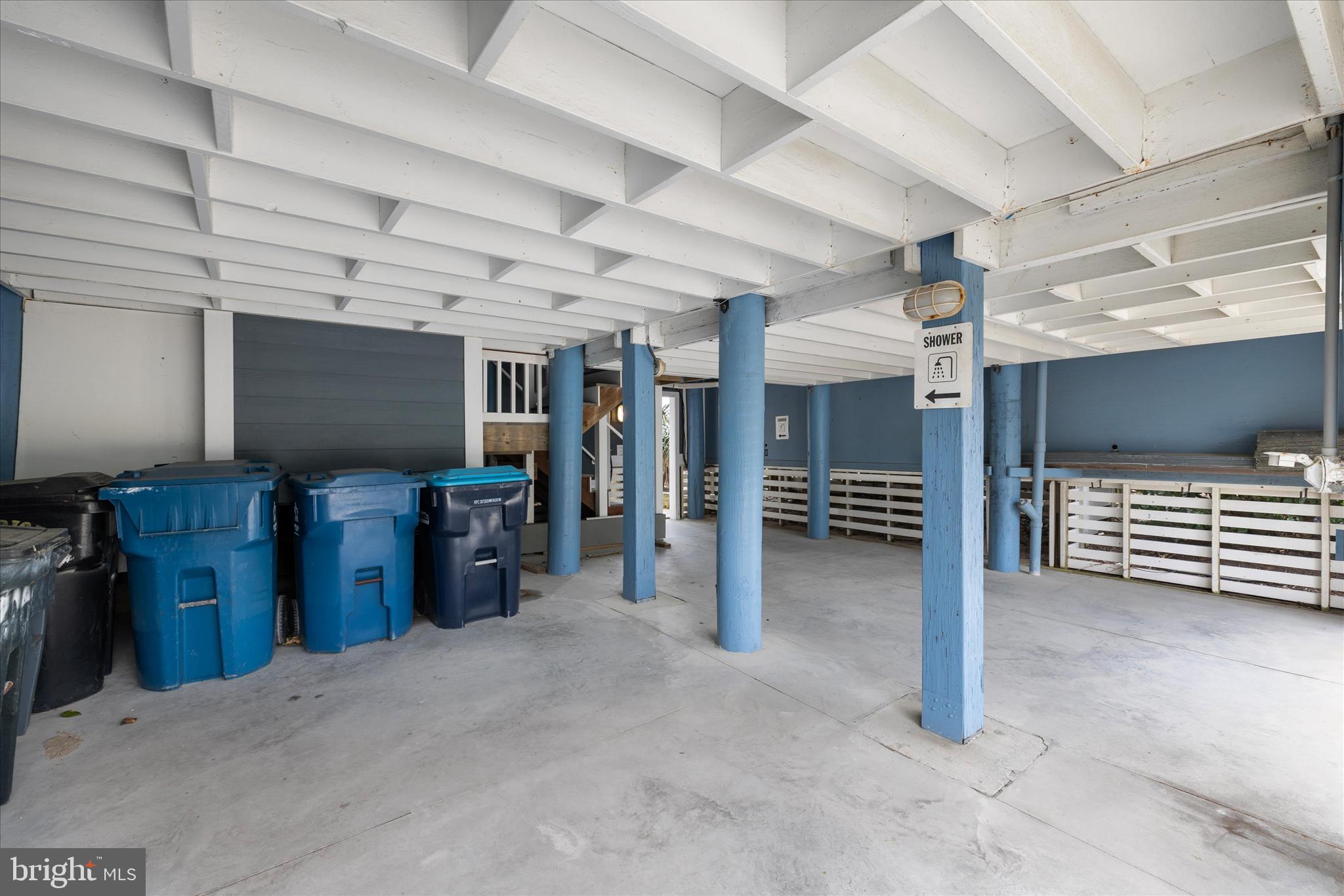 CURVES - Residential