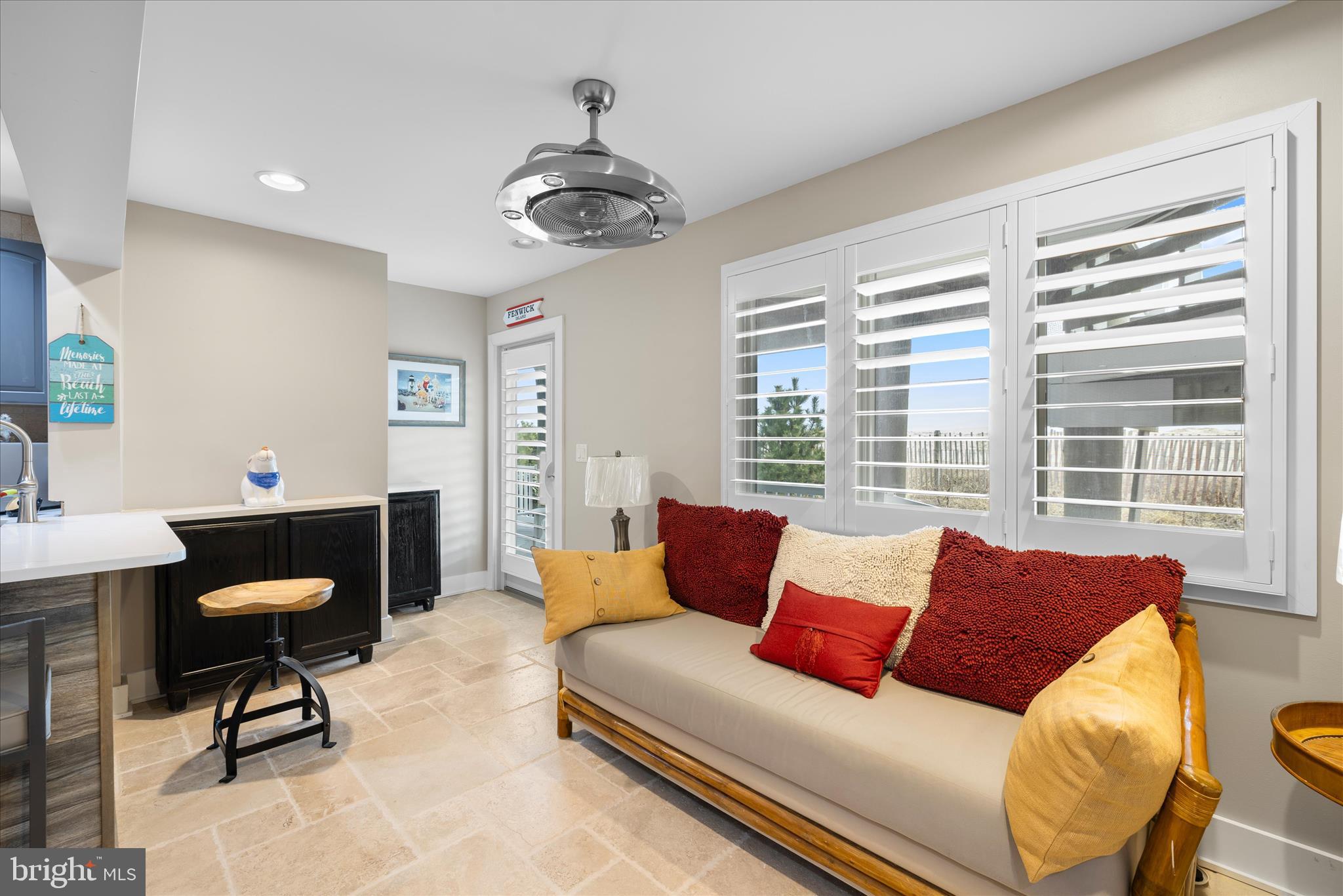 CURVES - Residential