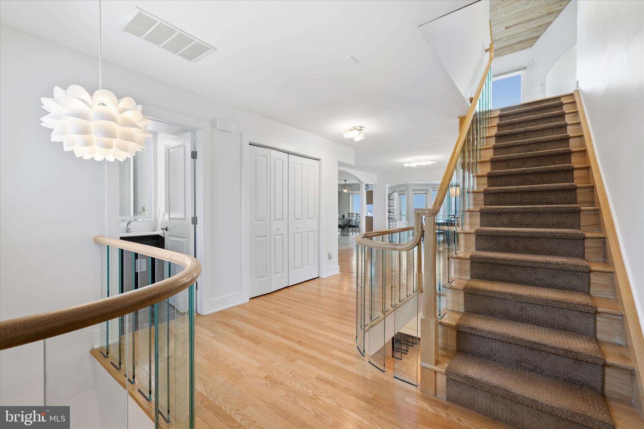 CURVES - Residential