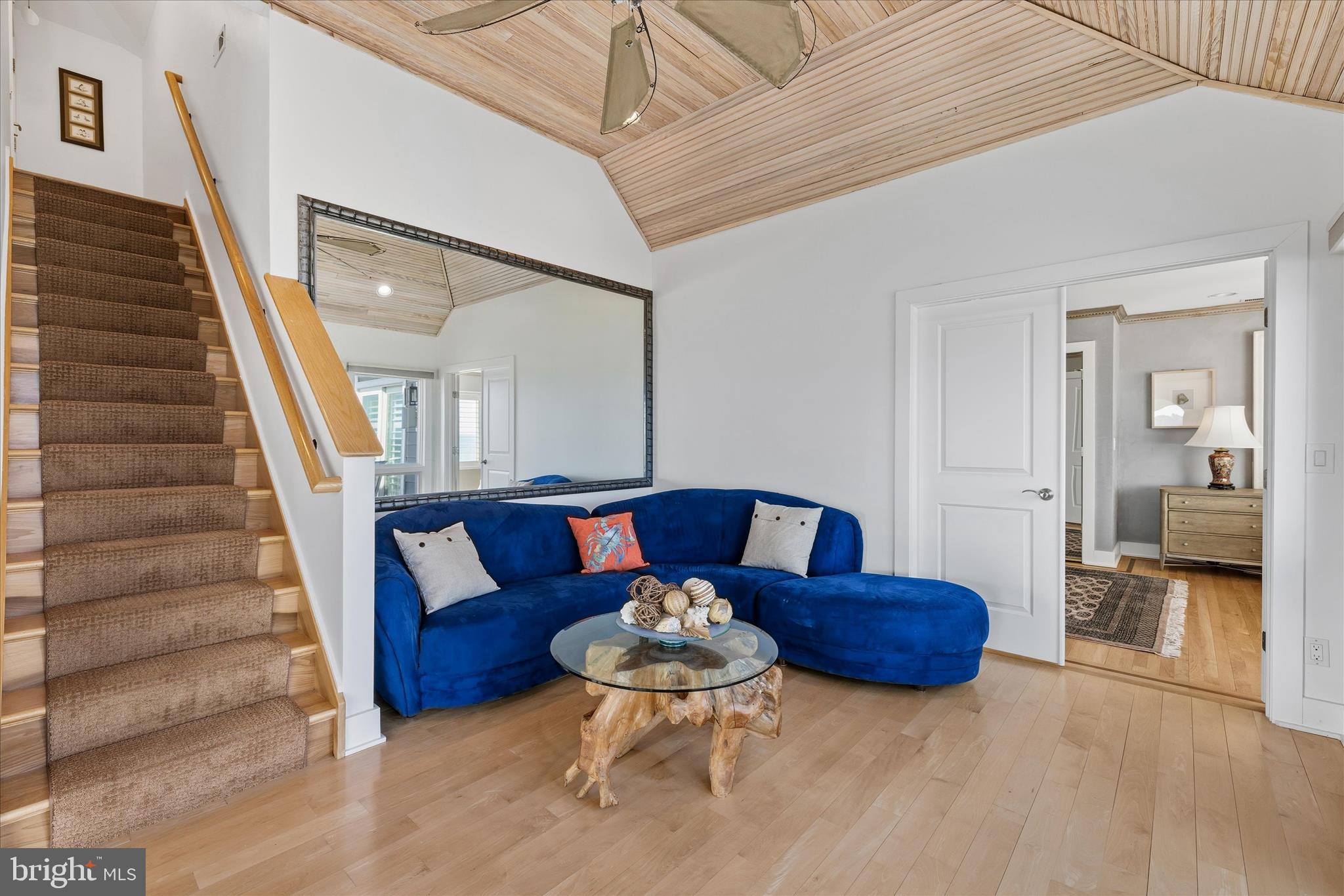 CURVES - Residential