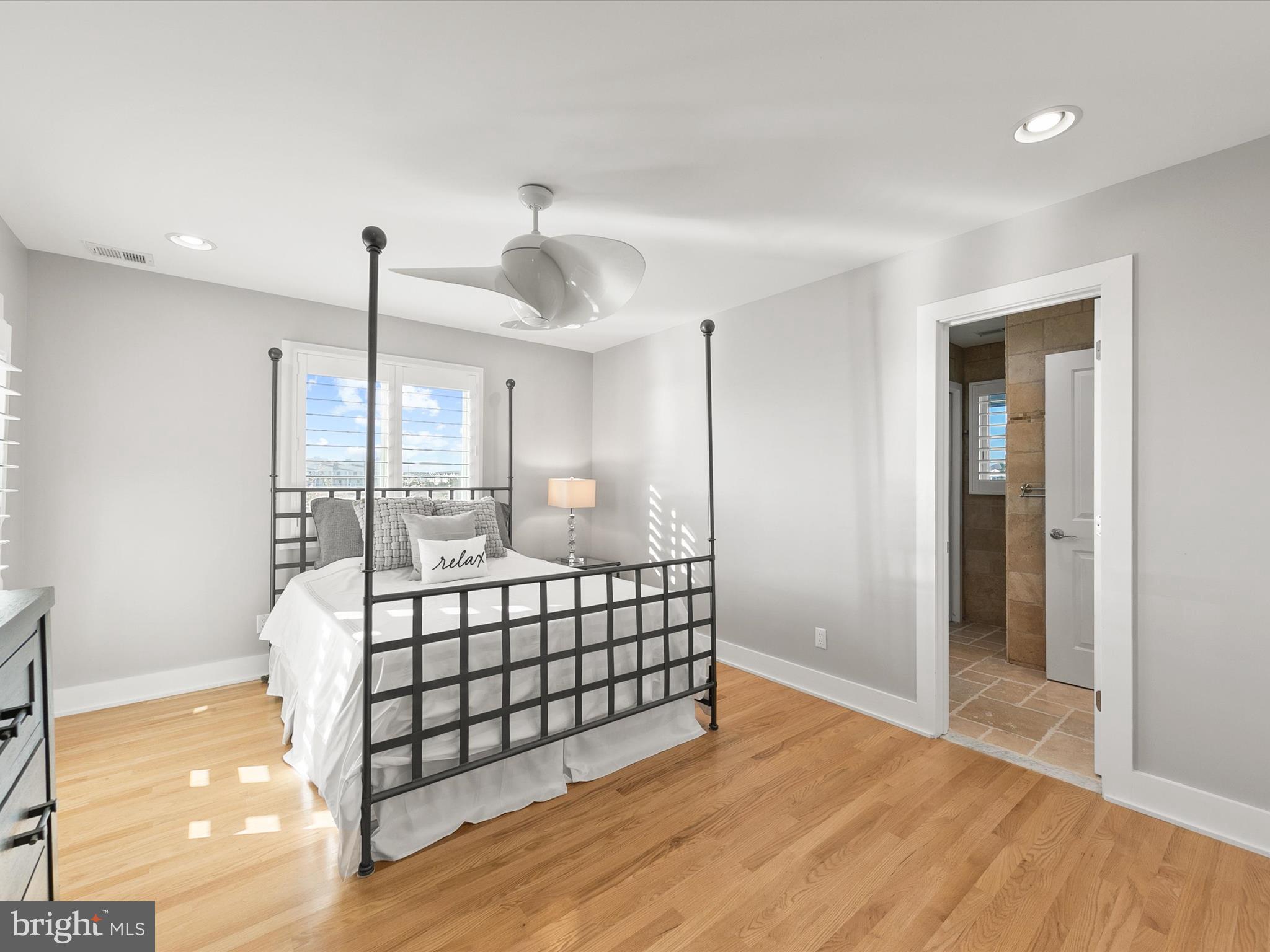 CURVES - Residential