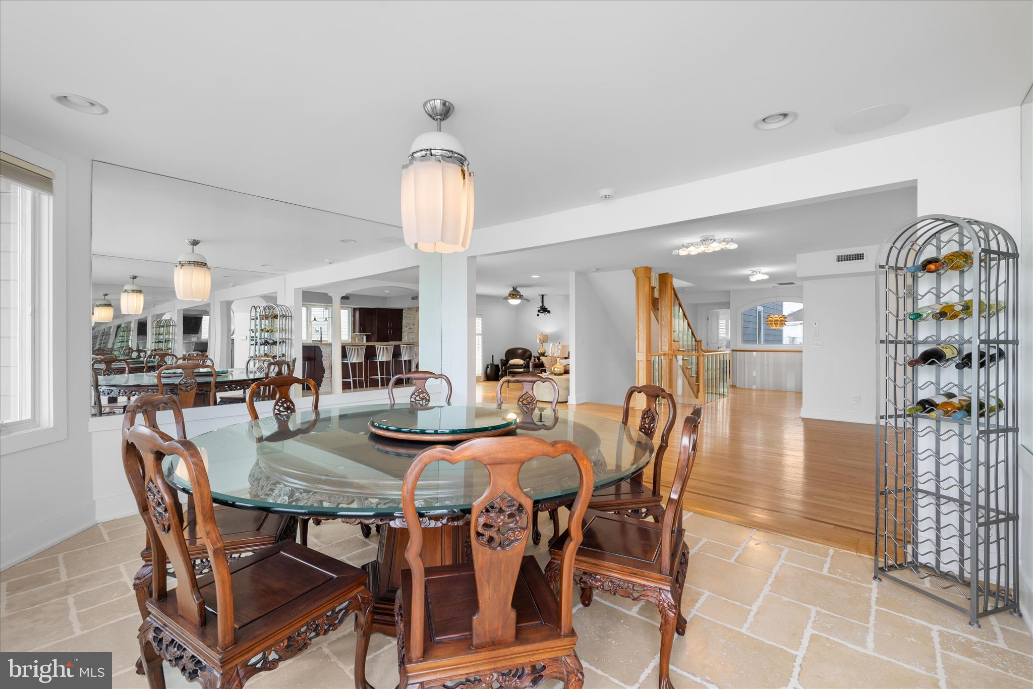 CURVES - Residential