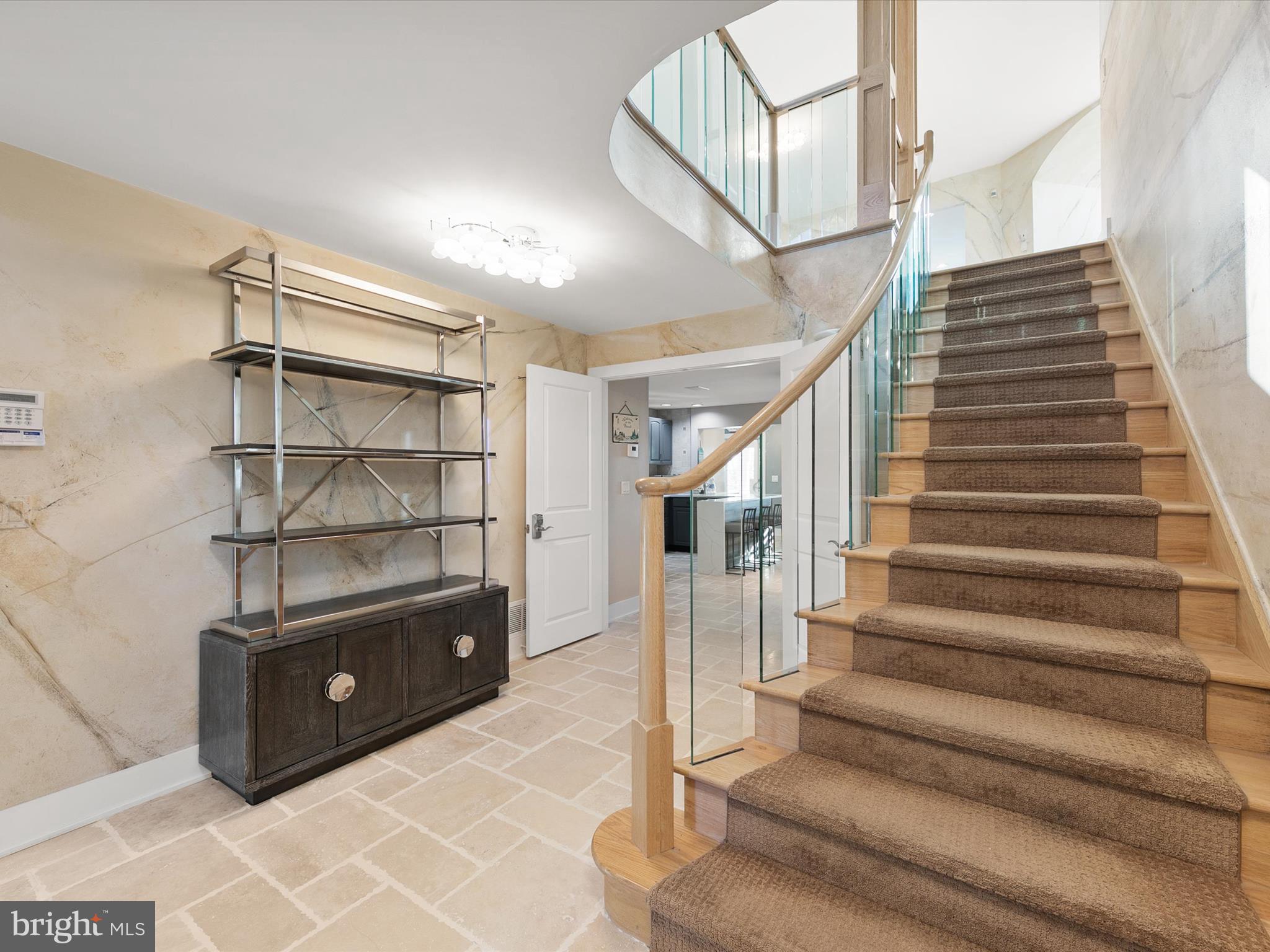 CURVES - Residential