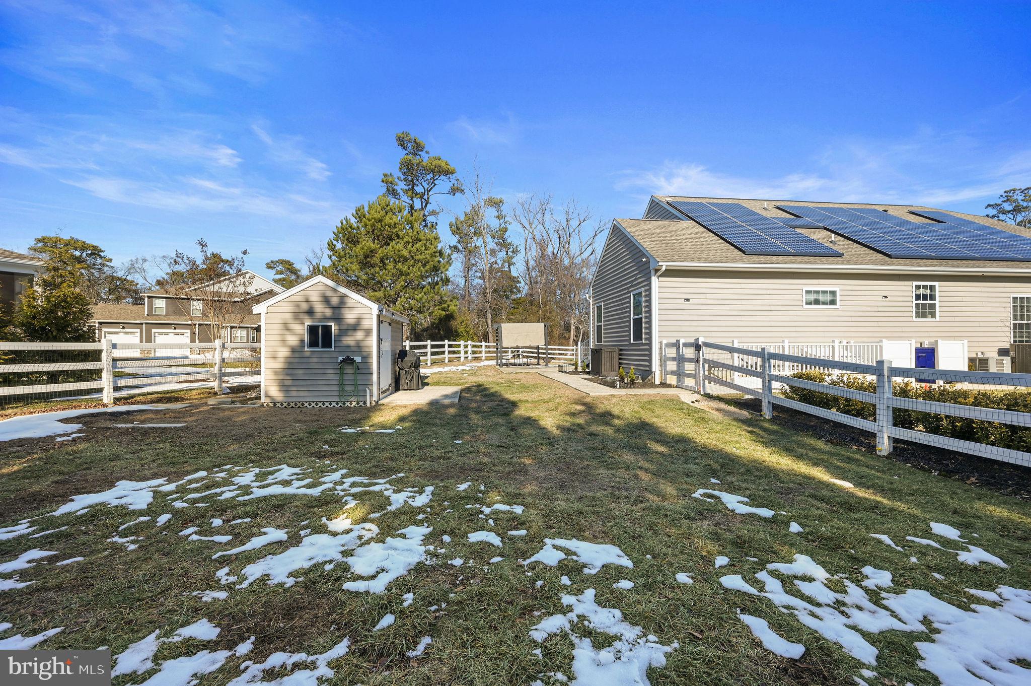 SUMMERCREST - Residential